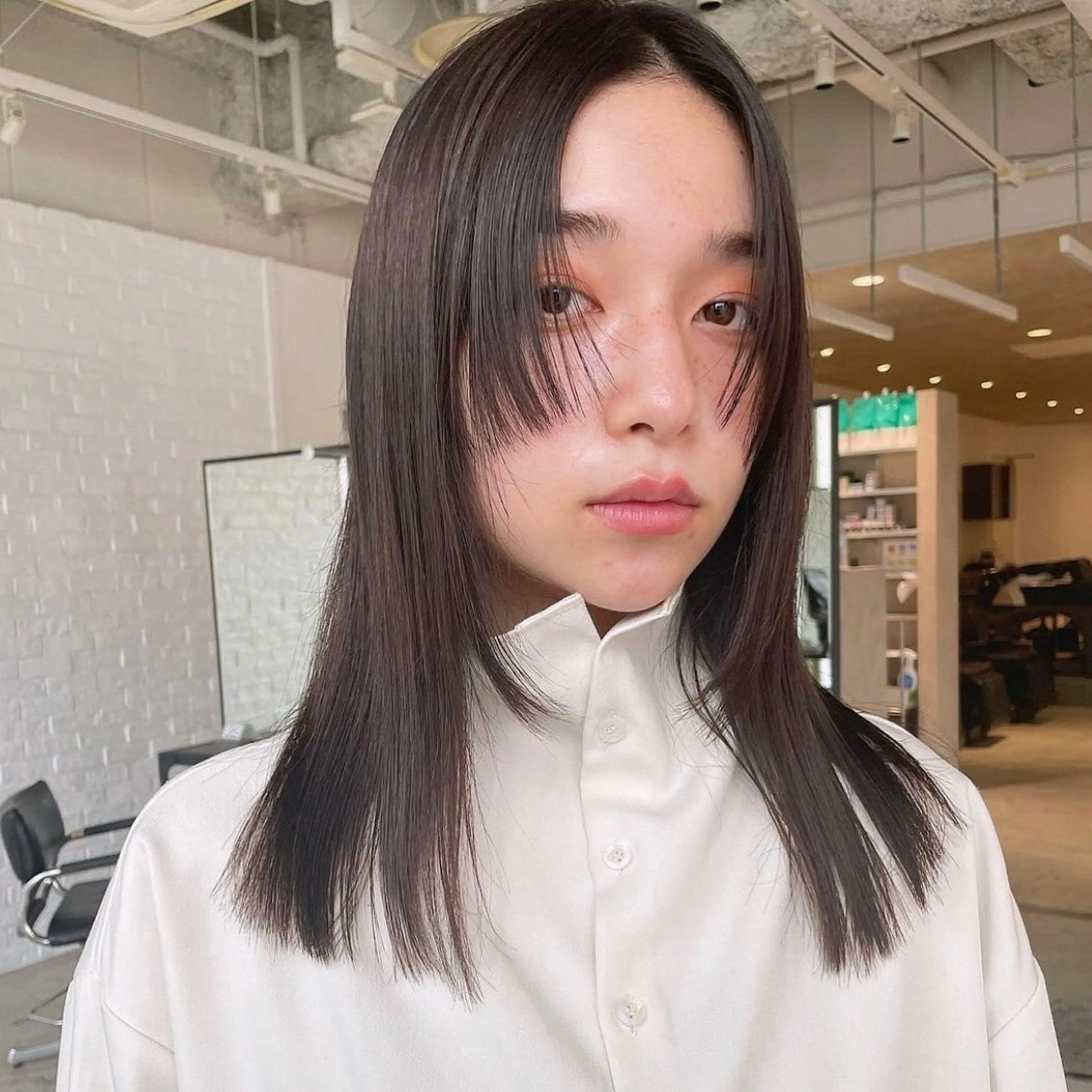 ミディアム ✨️艶ハイトーン特化 ✨️佐藤望のヘアスタイル