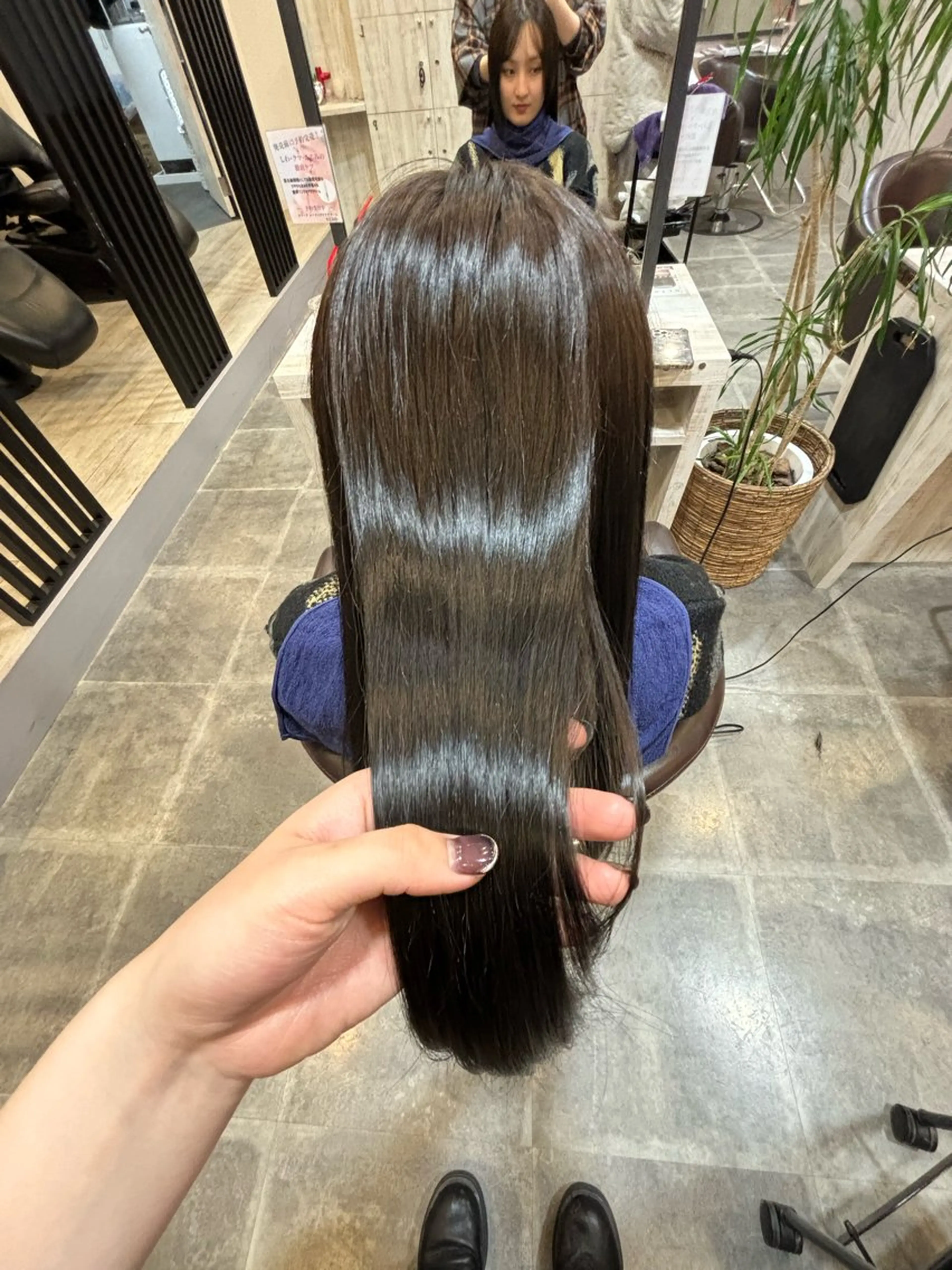 ロング 平瀬 胡桃のヘアスタイル