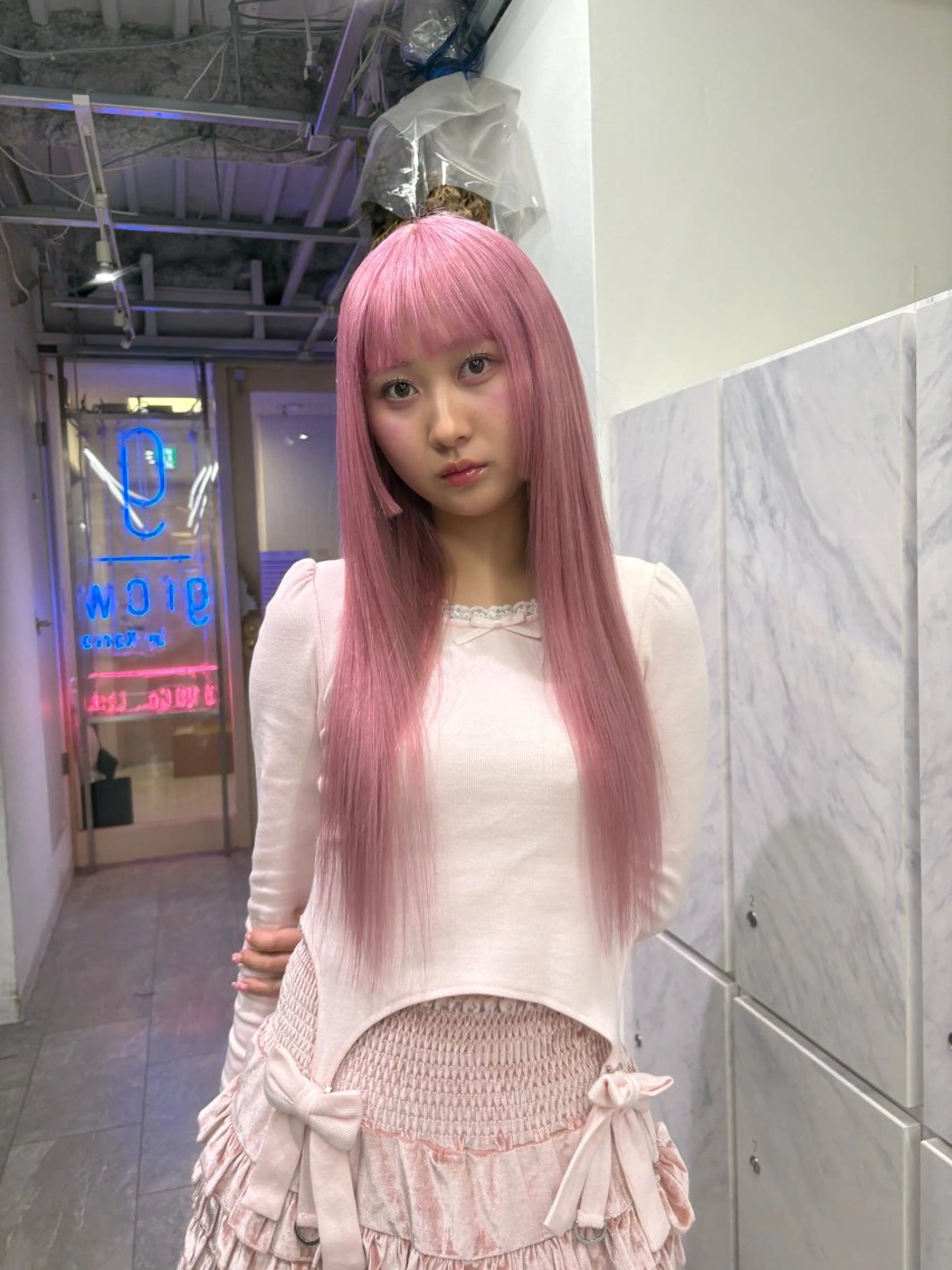 ロング カラー プルエクステ ブリーチ エクステ カット ヘアカラー エクステ 🪸ハイトーンカラー エクステmisakiのヘアスタイル