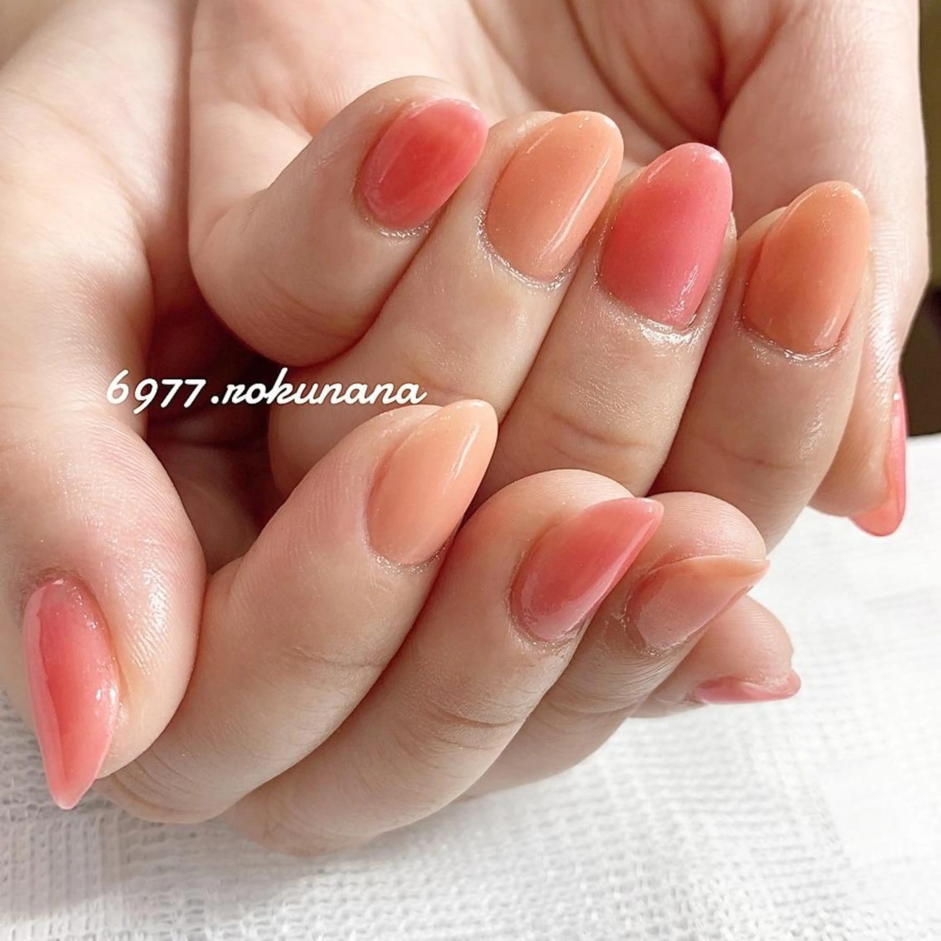 ネイル rokunana 佐野のネイルデザイン