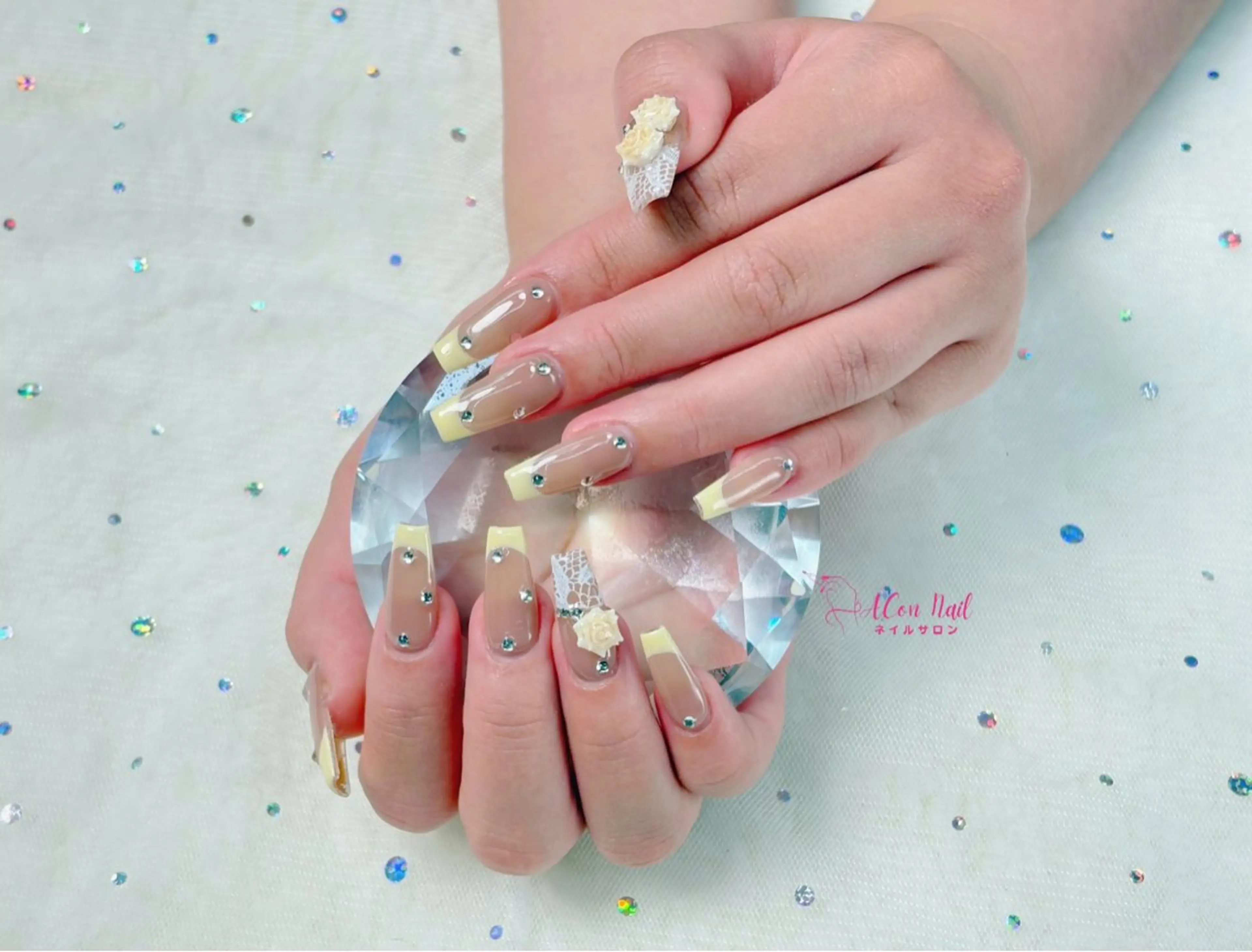 ネイル 桜ネイル 長さ出し フラワーネイル フレンチネイル ジェルネイル ハンドネイル AConNailSalon所属・ACon NailSalonのネイルデザイン