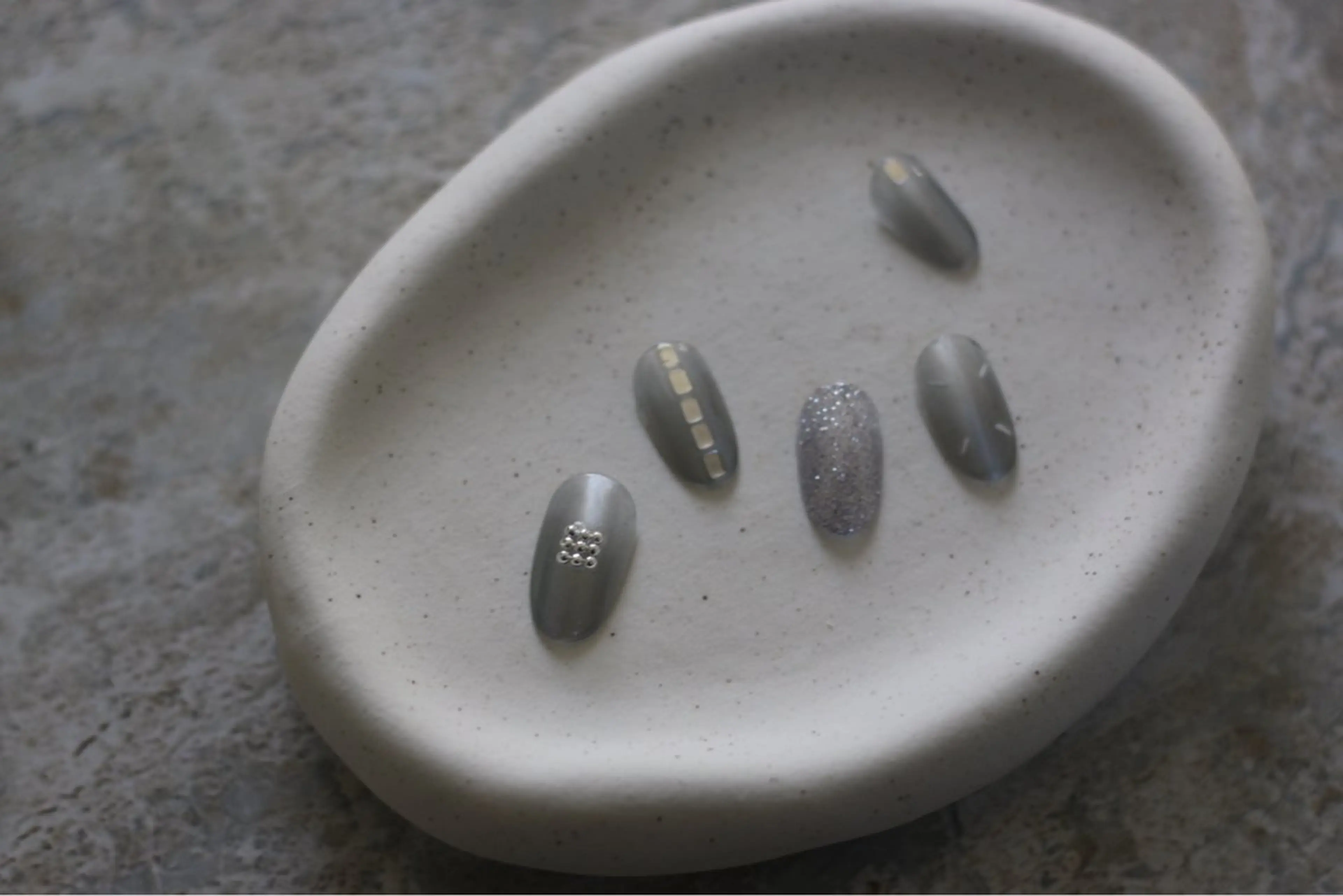 ネイル 市川 沙希子のネイルデザイン