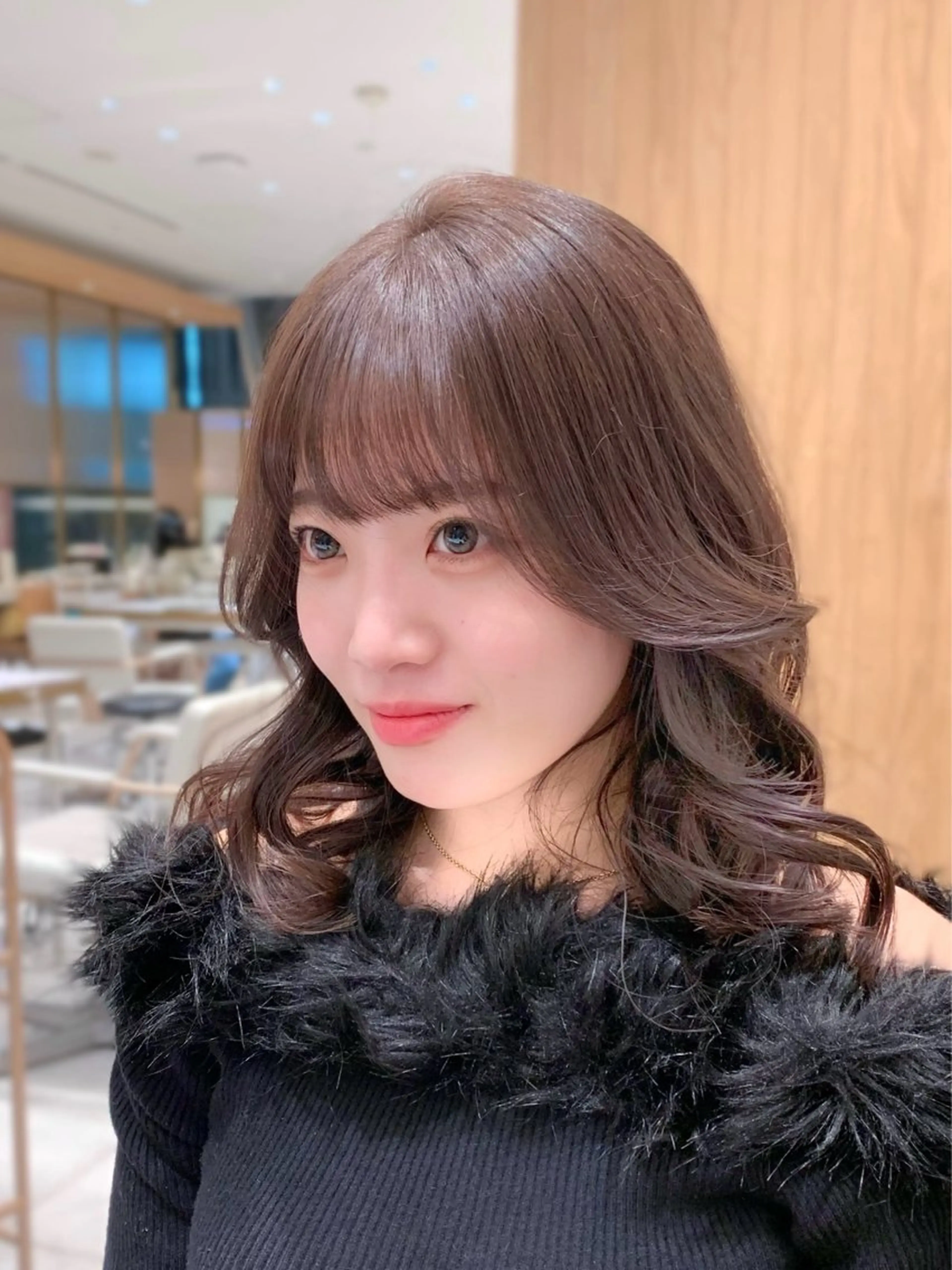 ミディアム カラー カット ヘアカラー トリートメント ヘッドスパ ヘアセット 韓国ヘア/レイヤー/ 顔まわり/りょーとのヘアスタイル