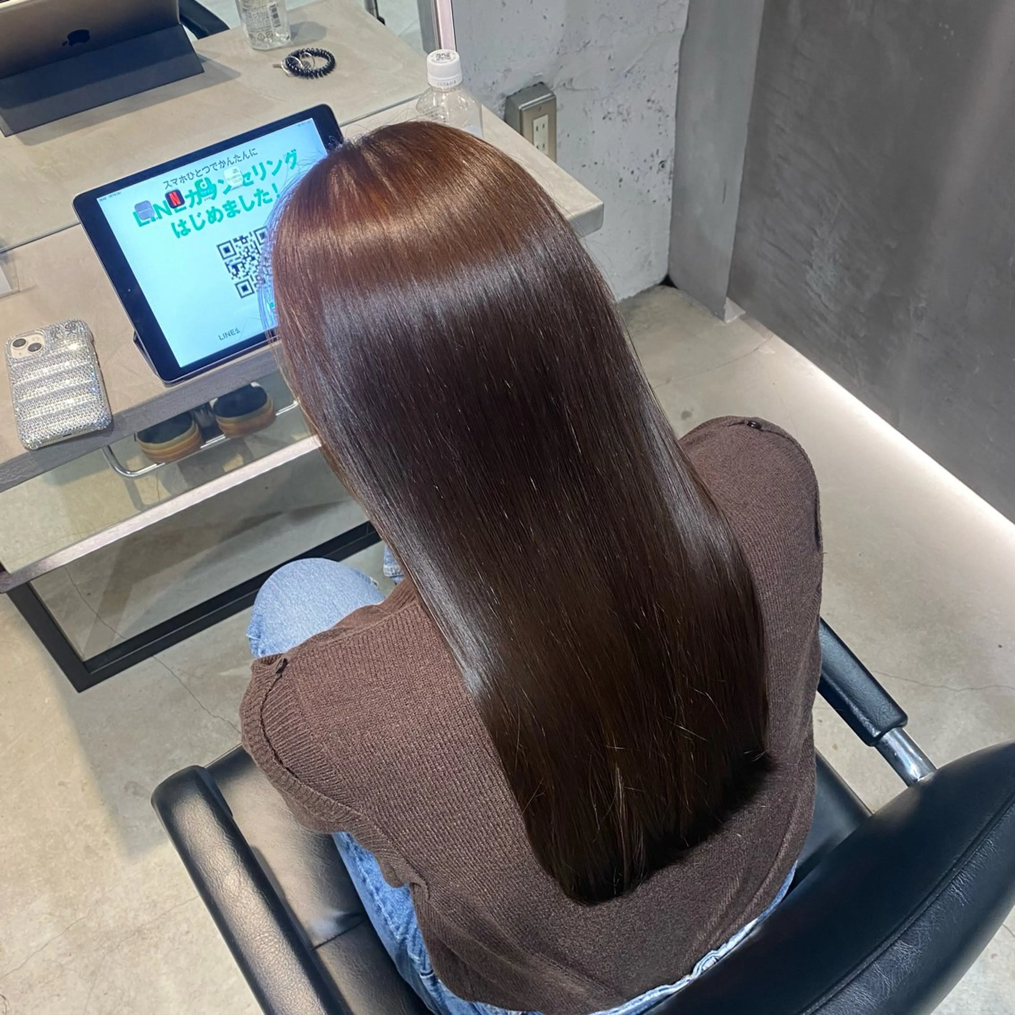 セミロング カラー ブラウンカラー はなか こうすけのヘアスタイル