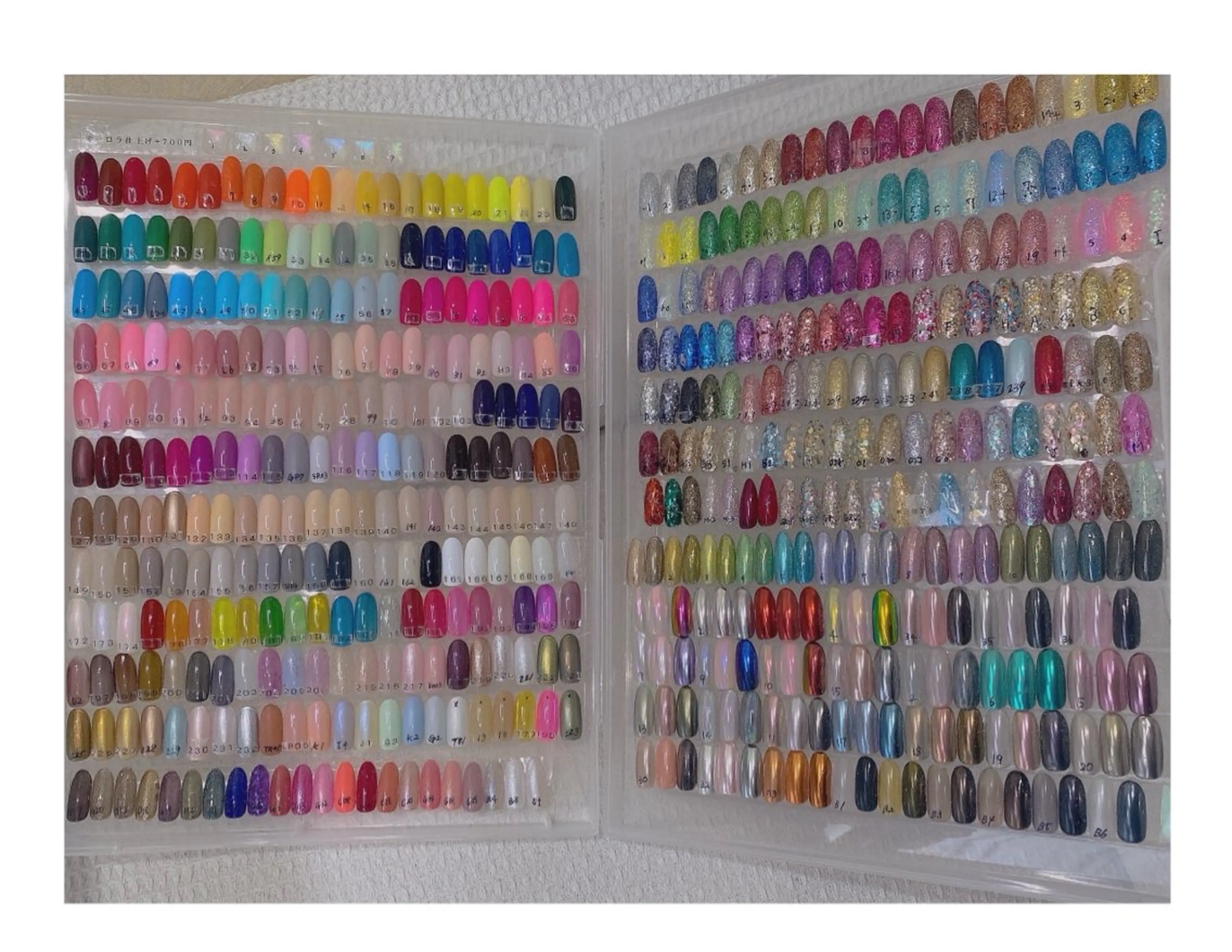 ネイル charme所属・charme misakiのネイルデザイン