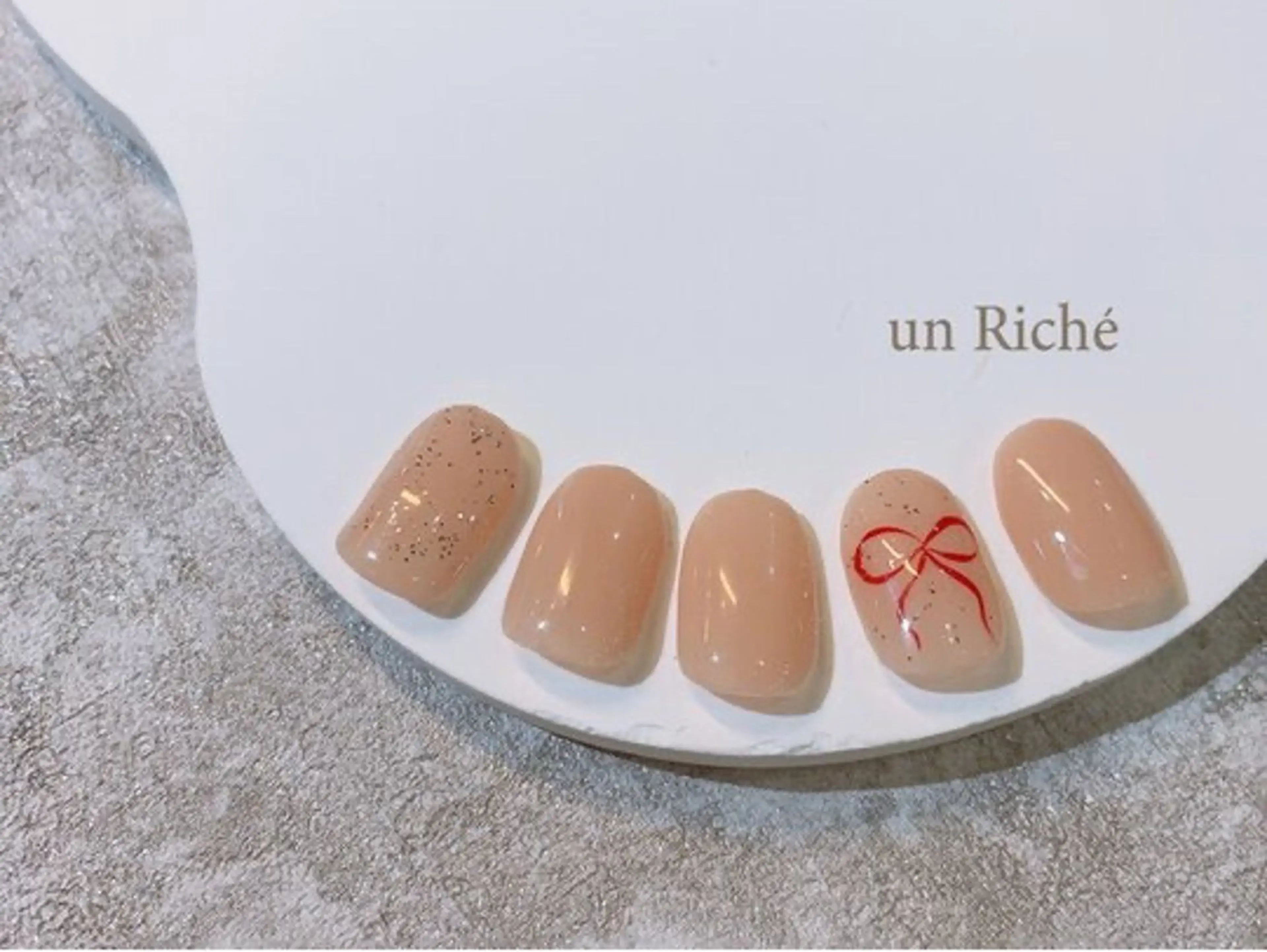 ネイル オフィスネイル アンリッシュ池袋 小泉のネイルデザイン