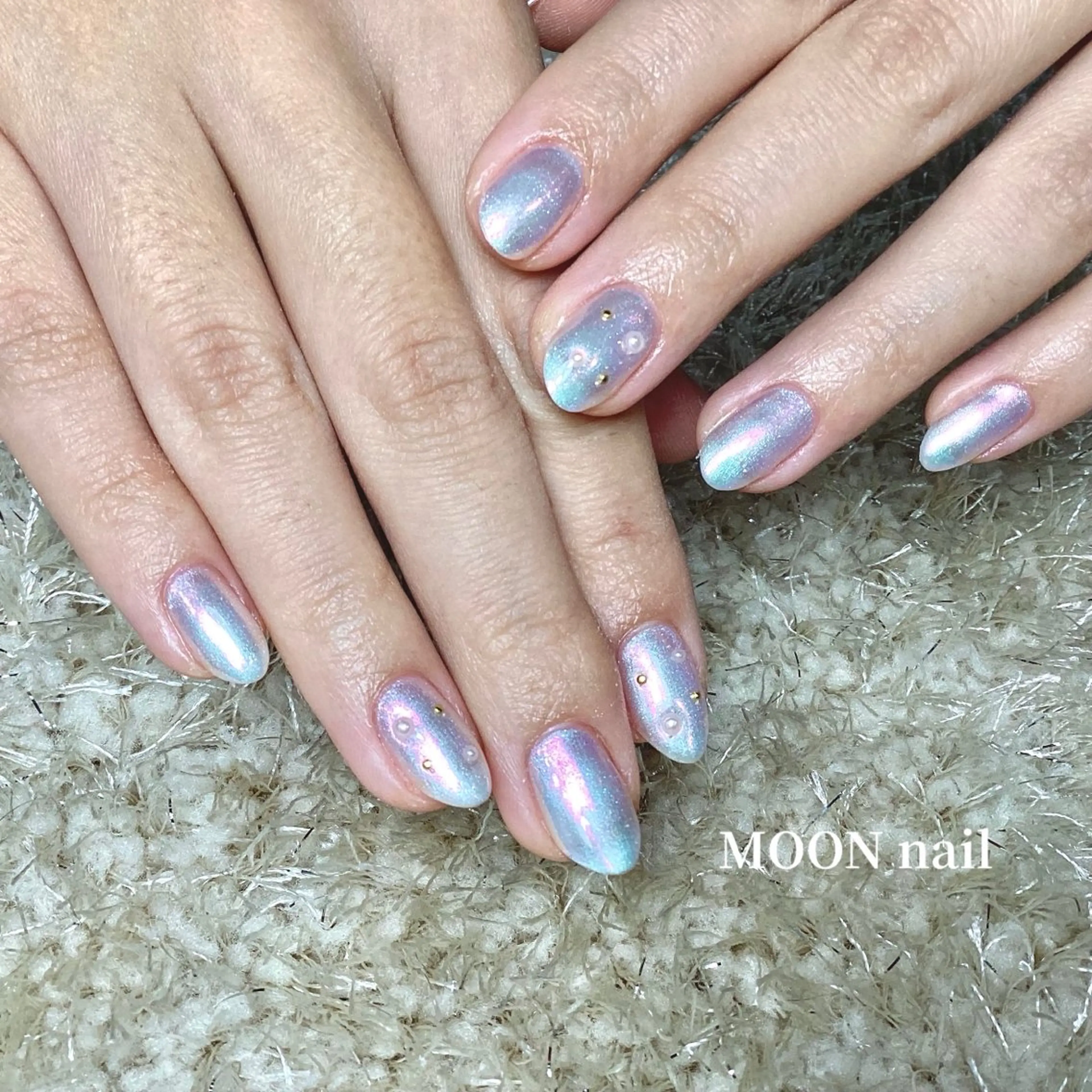 ネイル オーロラネイル 浦添 MOON  nailのネイルデザイン