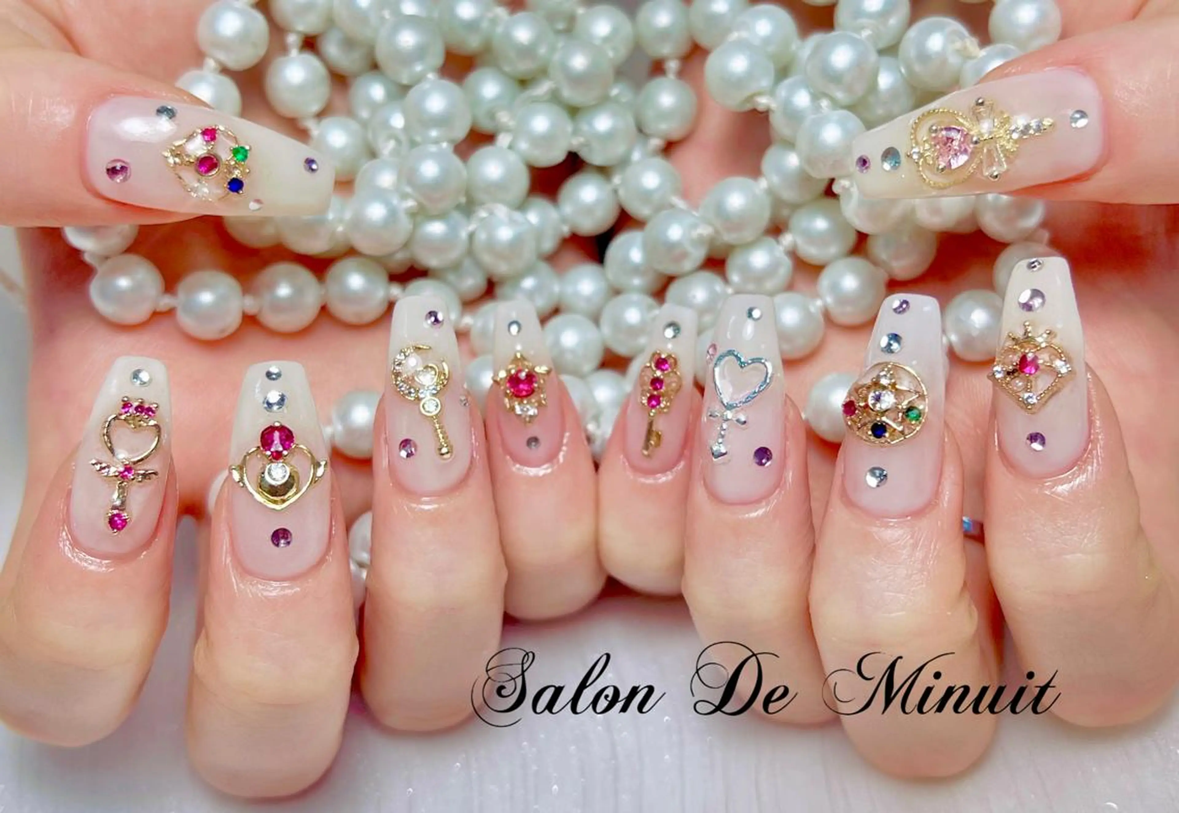 ネイル ハンドネイル ハンドケア Momo 🤍のネイルデザイン