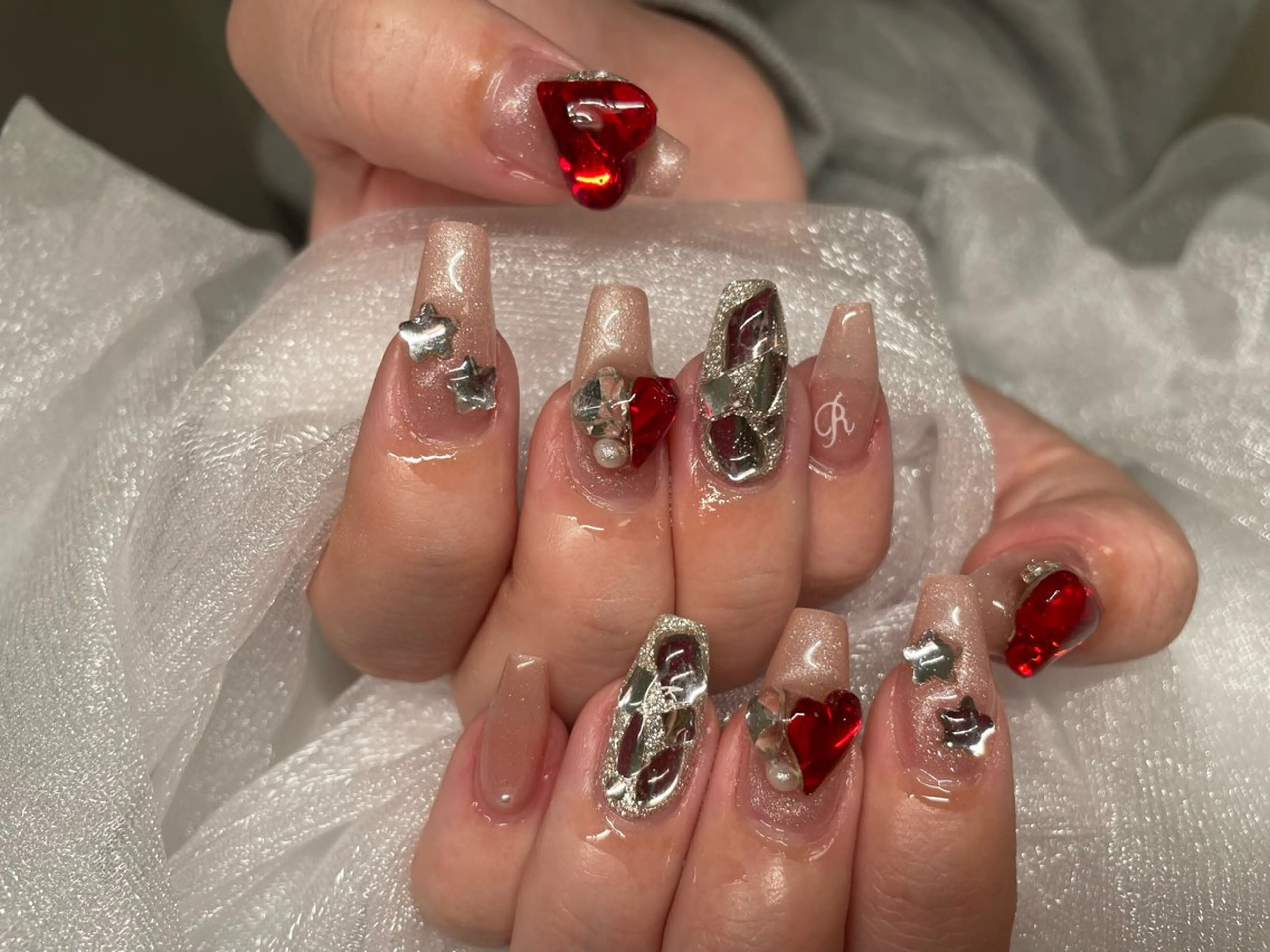 ネイル ハンドネイル Roi〈ロワ〉 Minakoのネイルデザイン