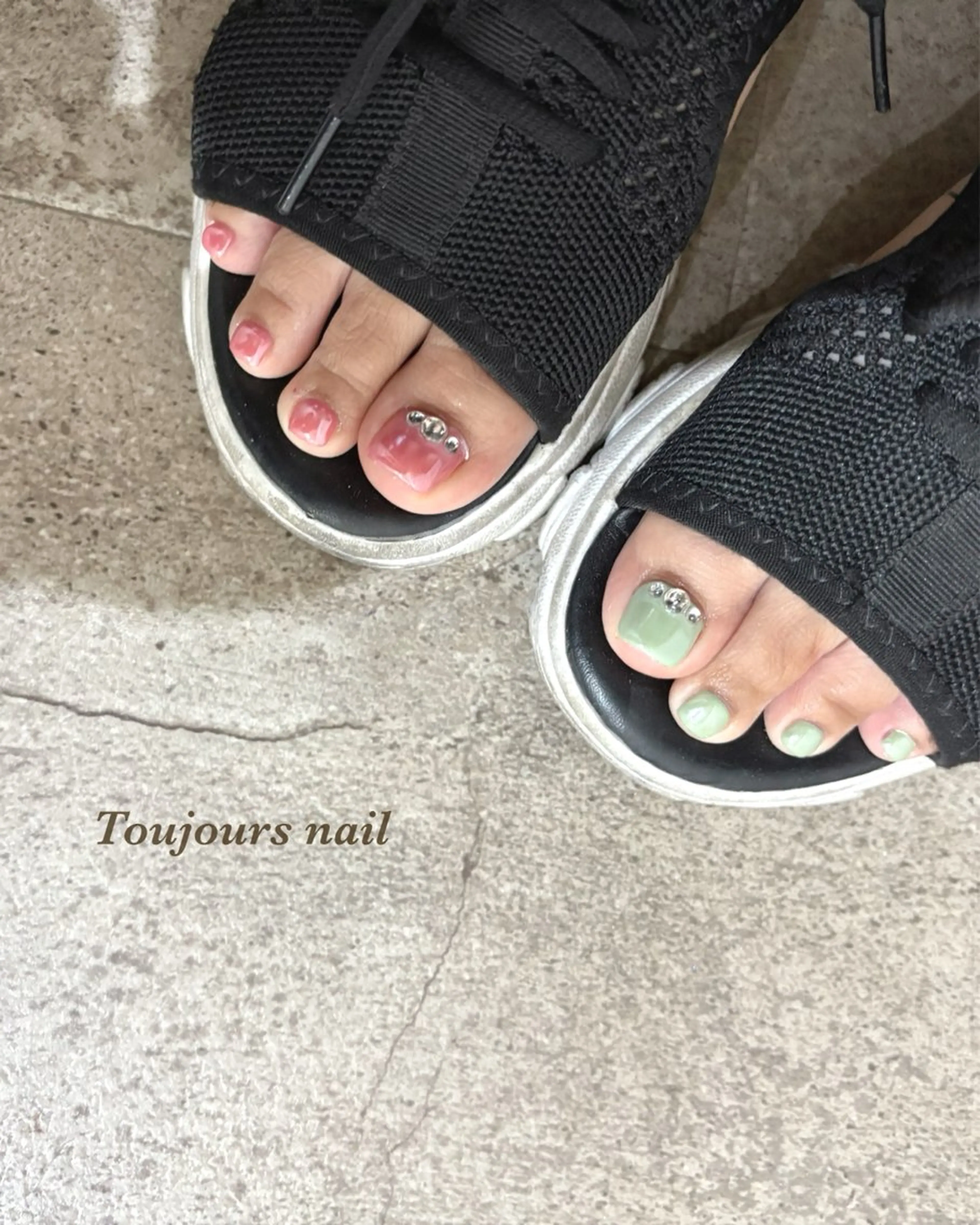 ネイル フットネイル Toujours nail所属・Toujours / nanaのネイルデザイン