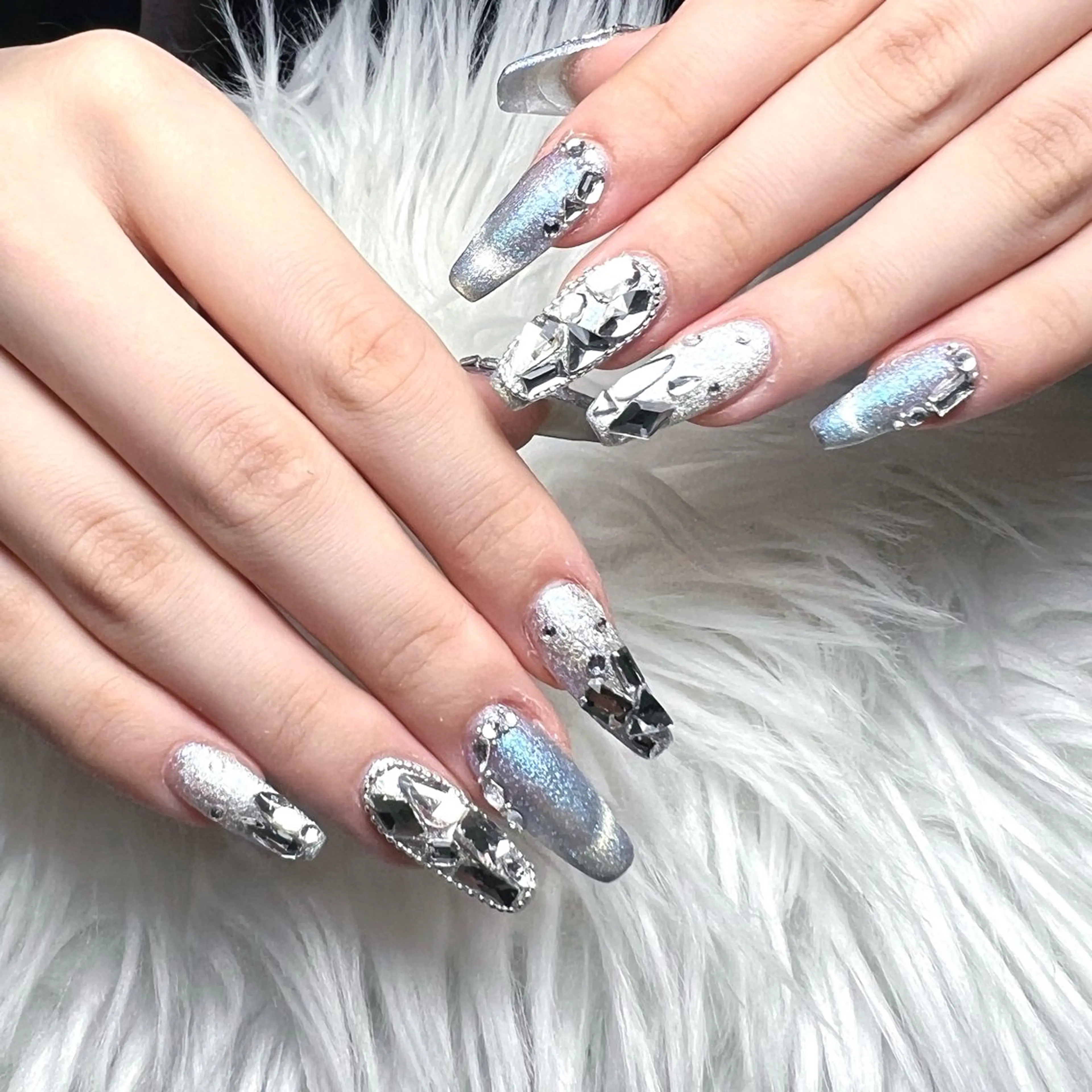 ネイル 長さ出し フレンチネイル ジェルネイル ガラスフレンチ 韓国ネイル ハンドネイル ハンドケア For U nail スカルプ専門店のネイルデザイン