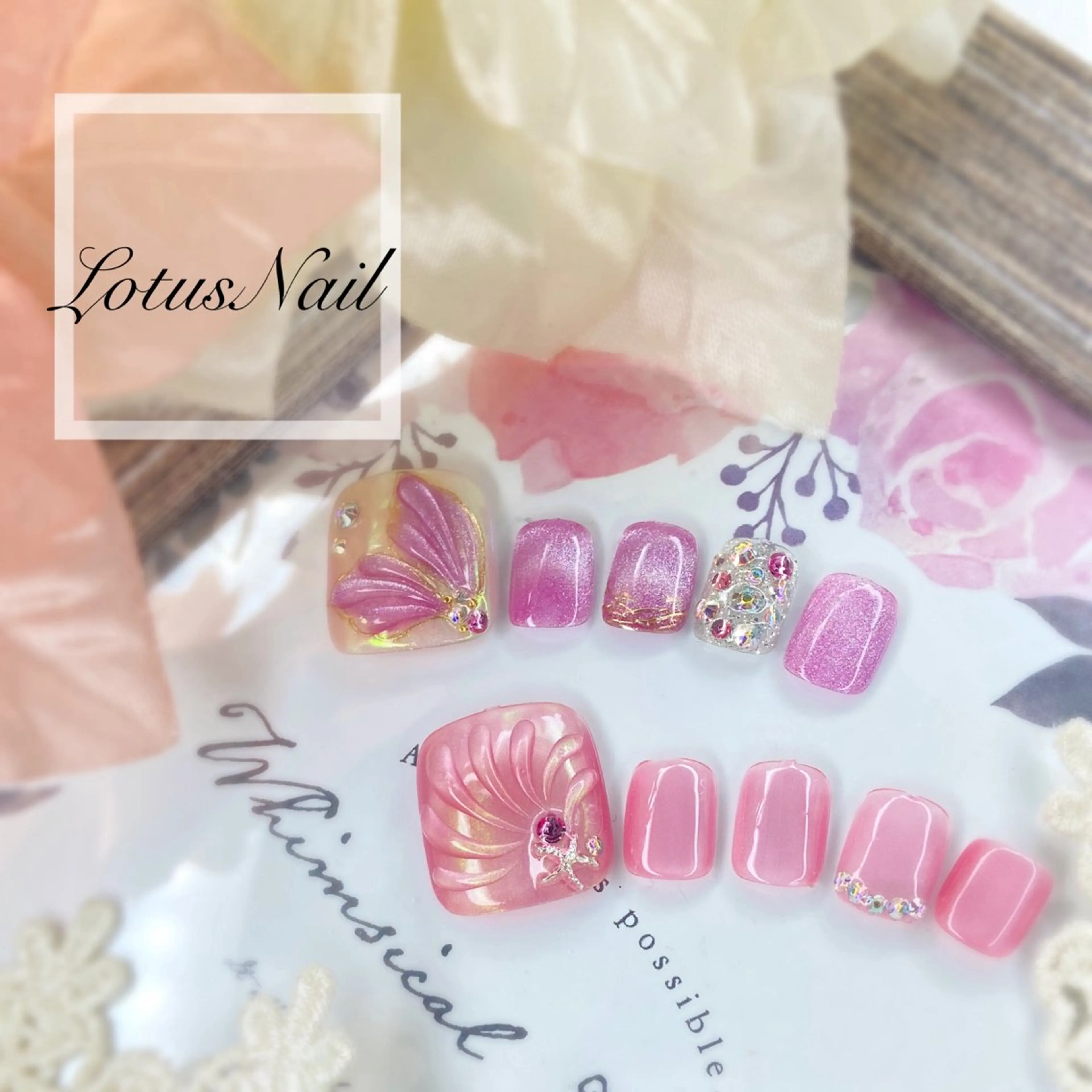 ネイル フットネイル 夏ネイル Lotus Nailのネイルデザイン