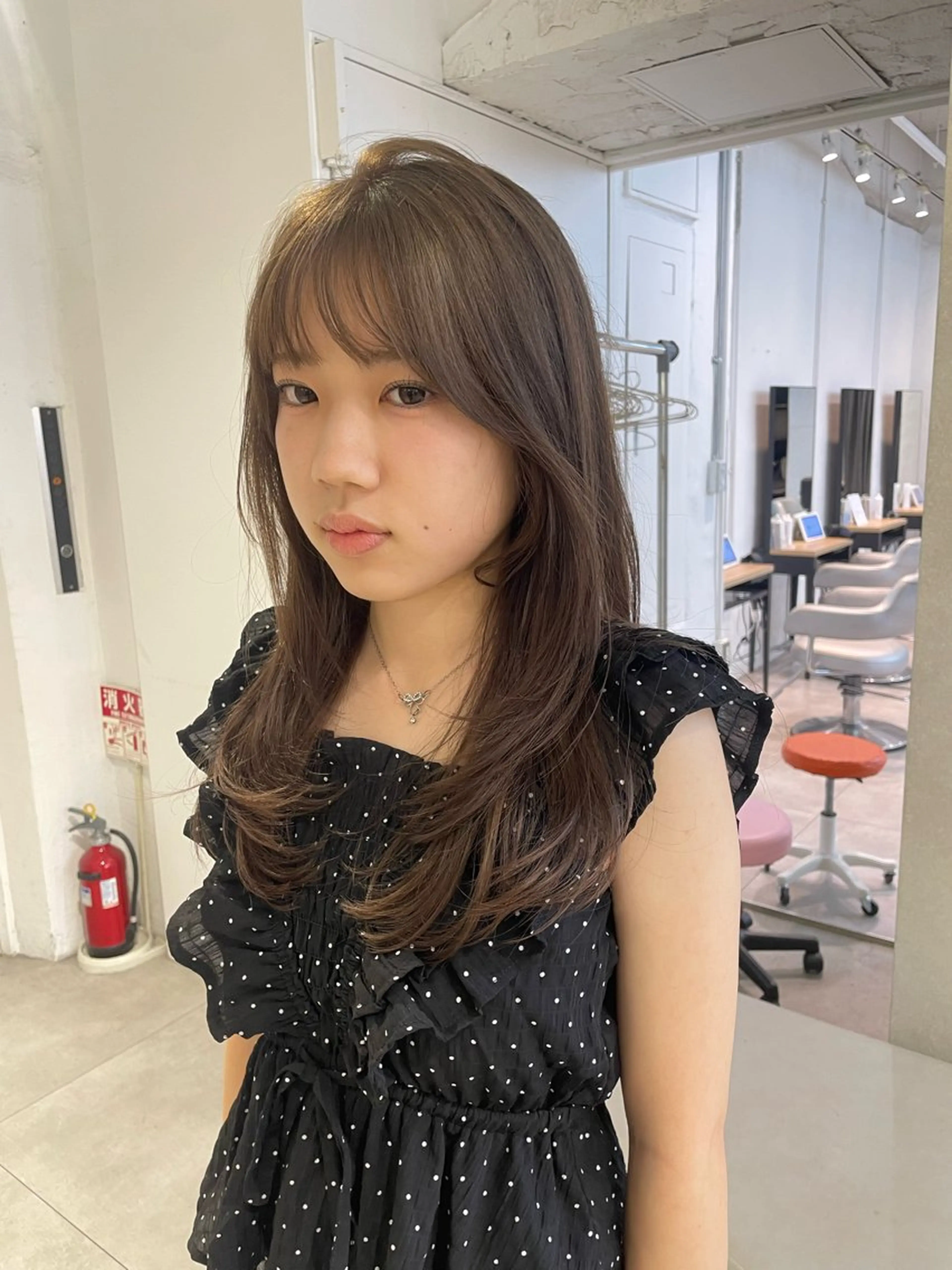 セミロング カラー ブリーチ ヘアカラー 韓国ヘア/ネイル kanako🤍🫧のヘアスタイル