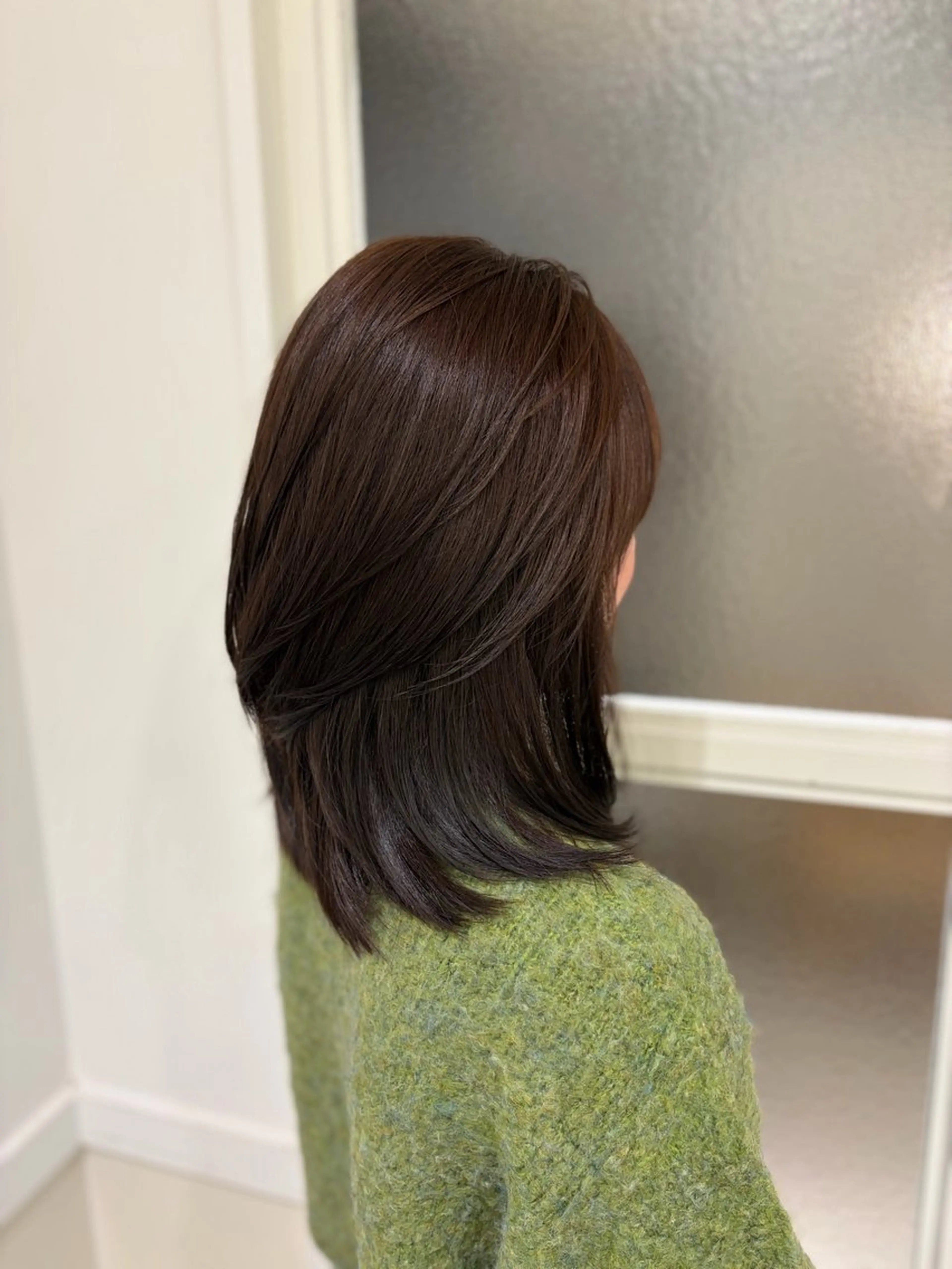 セミロング 艶髪×縮毛矯正/ レイヤー　西村のヘアスタイル