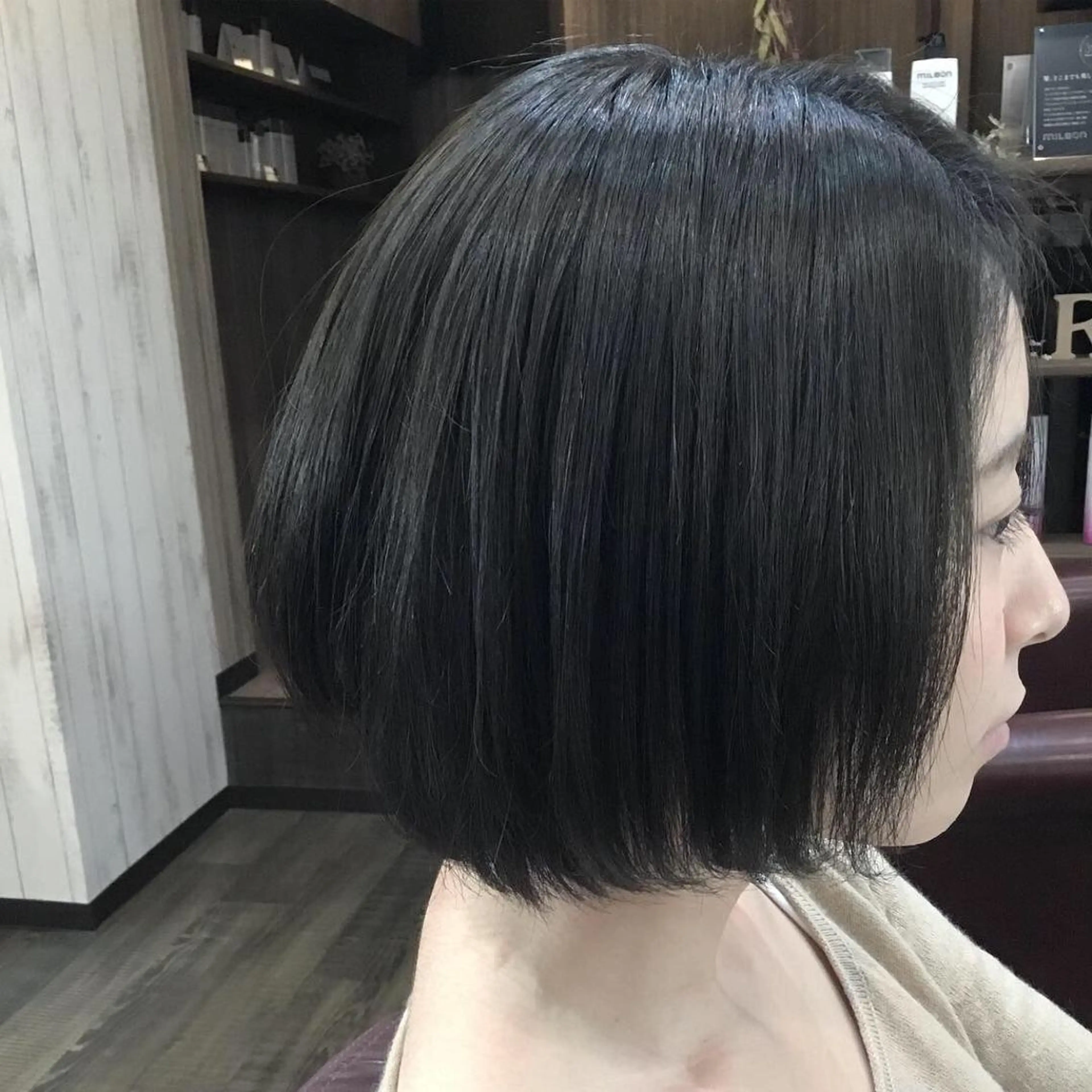 ショート カラー パーマ 金崎 新吾のヘアスタイル