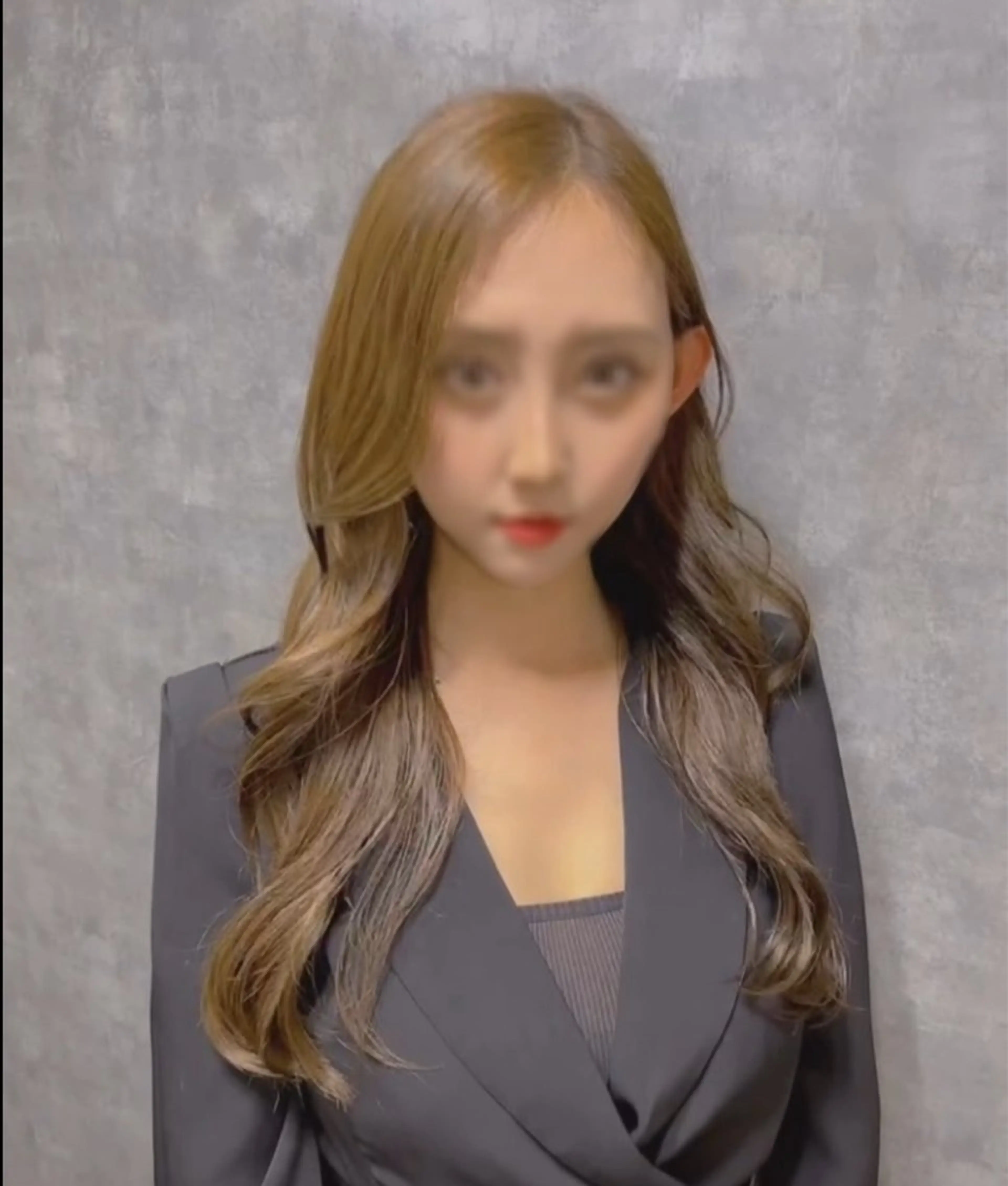 ロング カラー TELA HAIR AYANOのヘアスタイル