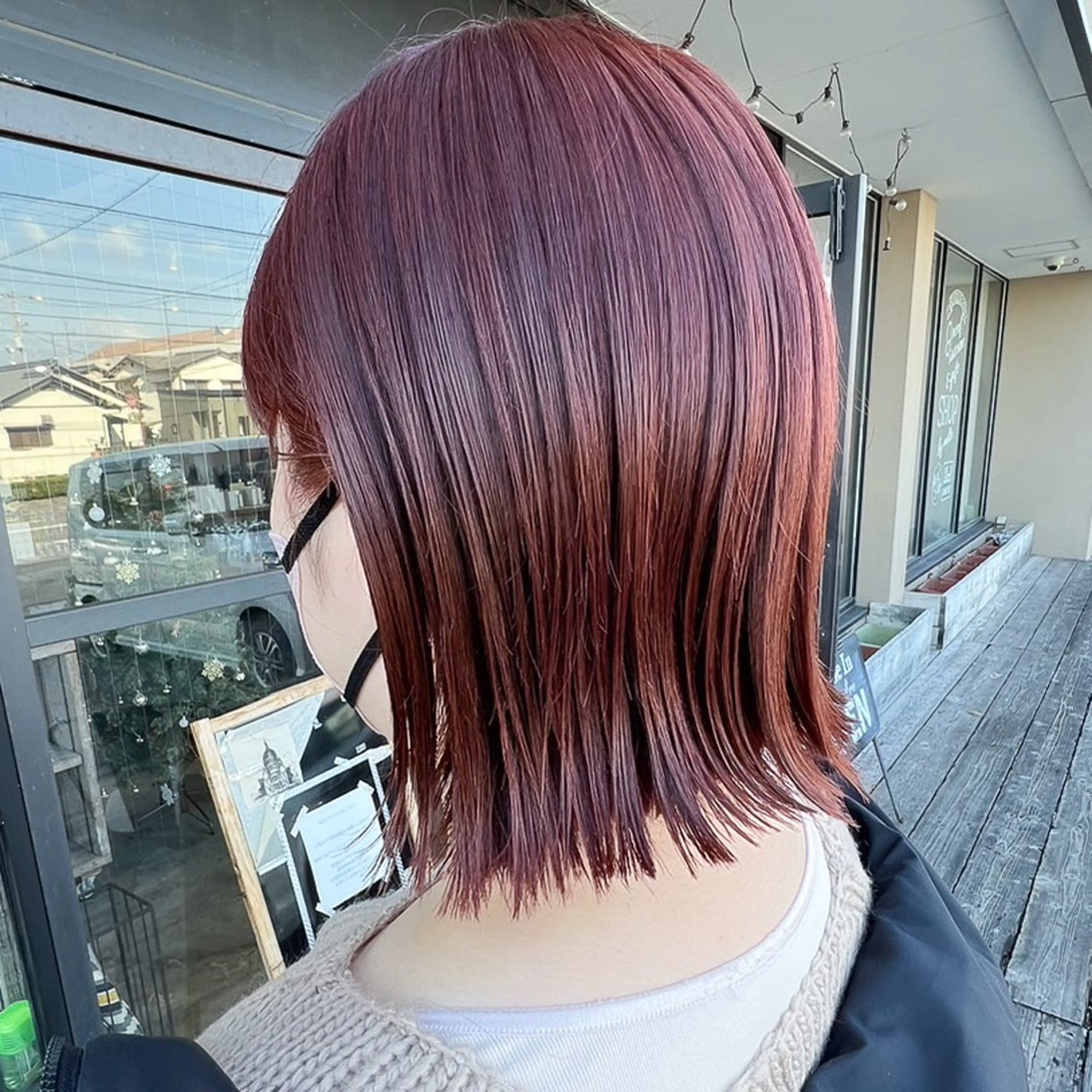 ショート カラー 岸下 理緒のヘアスタイル