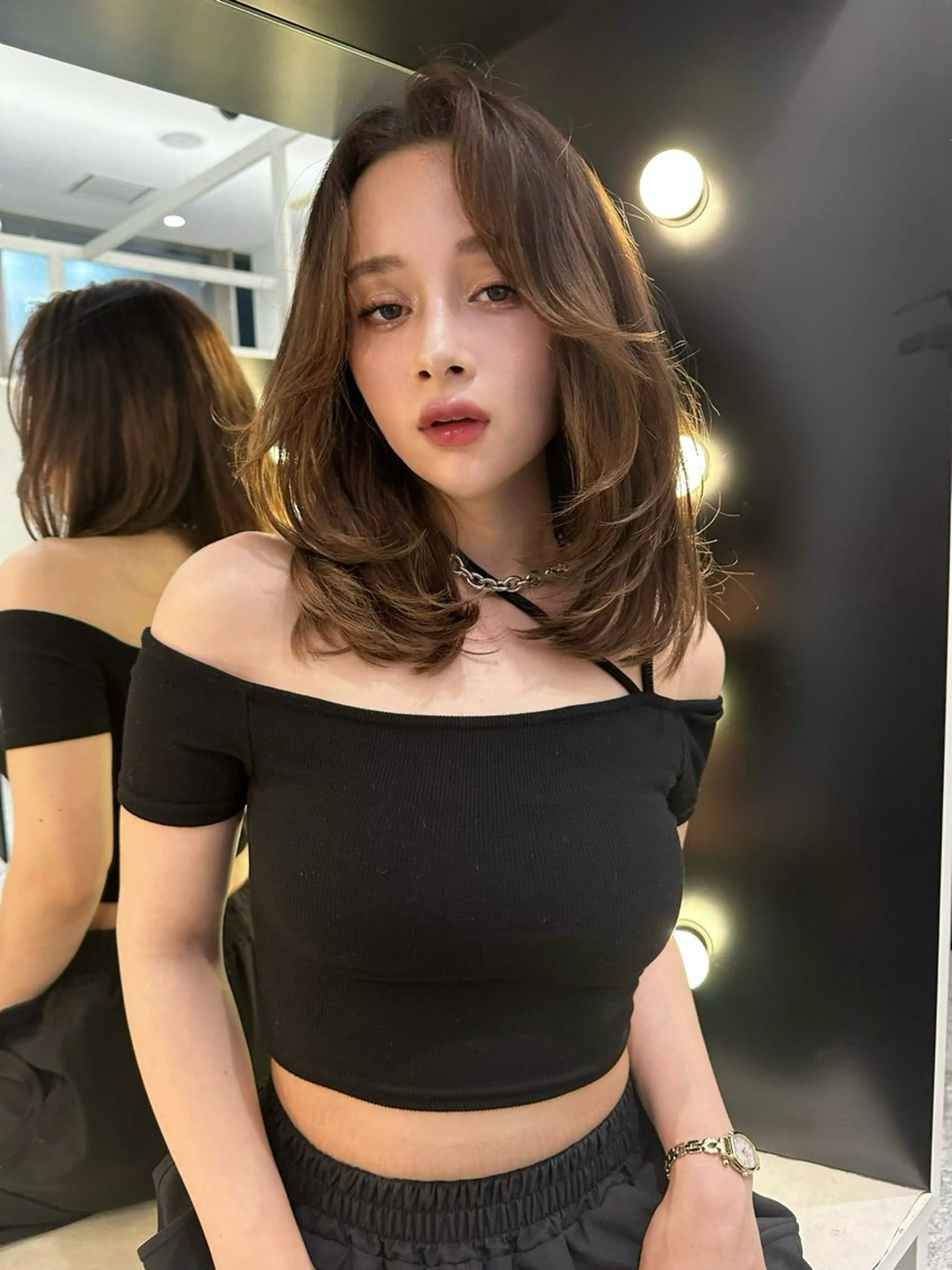 ミディアム カラー 透明感カラー ダブルカラー 韓国風ヘア レイヤーカット ワンホン🎀韓国ヘア 💞新宿/GAKUのヘアスタイル