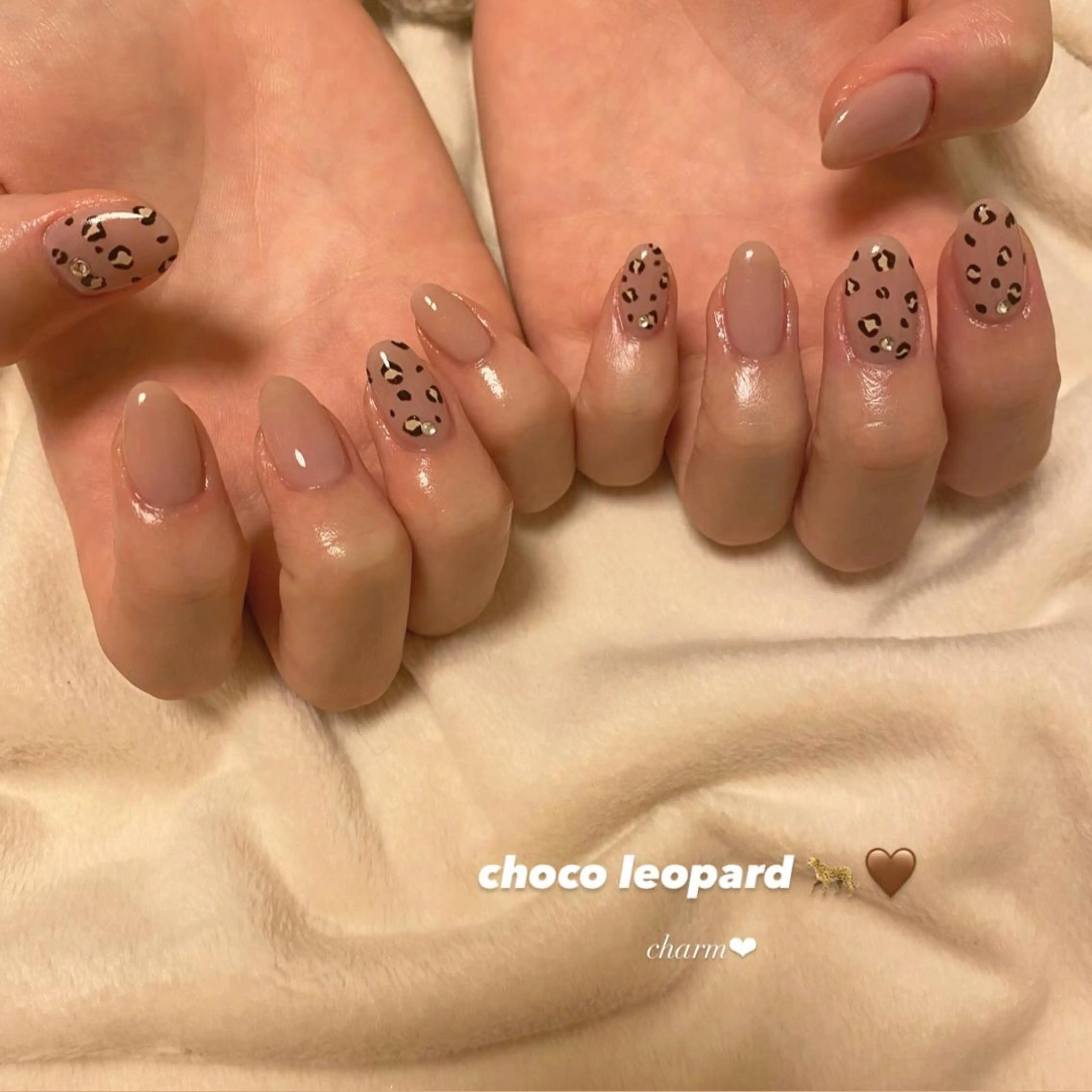 ネイル ガーリー シンプルネイル nail salon charmのネイルデザイン