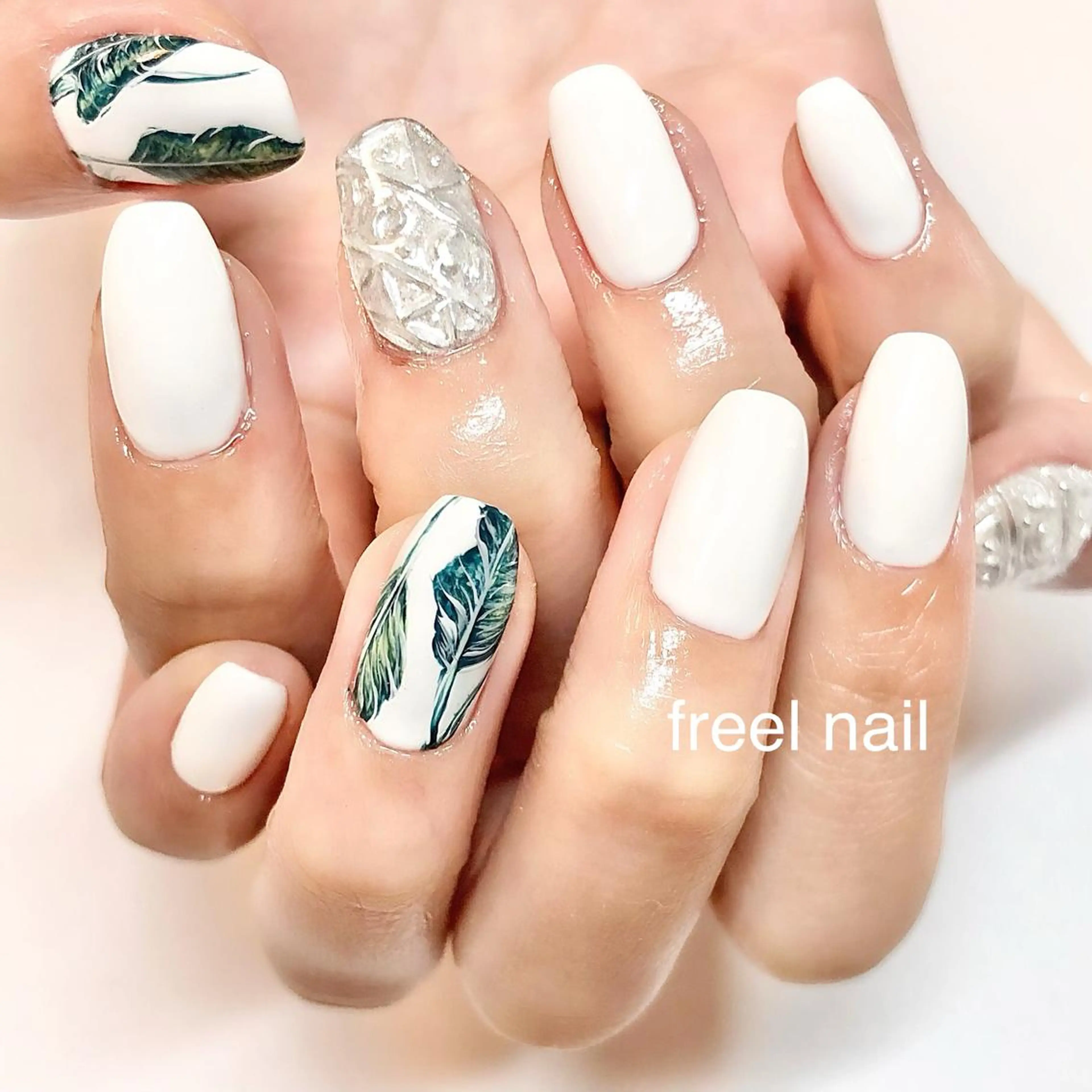 ネイル freel Beautyのネイルデザイン