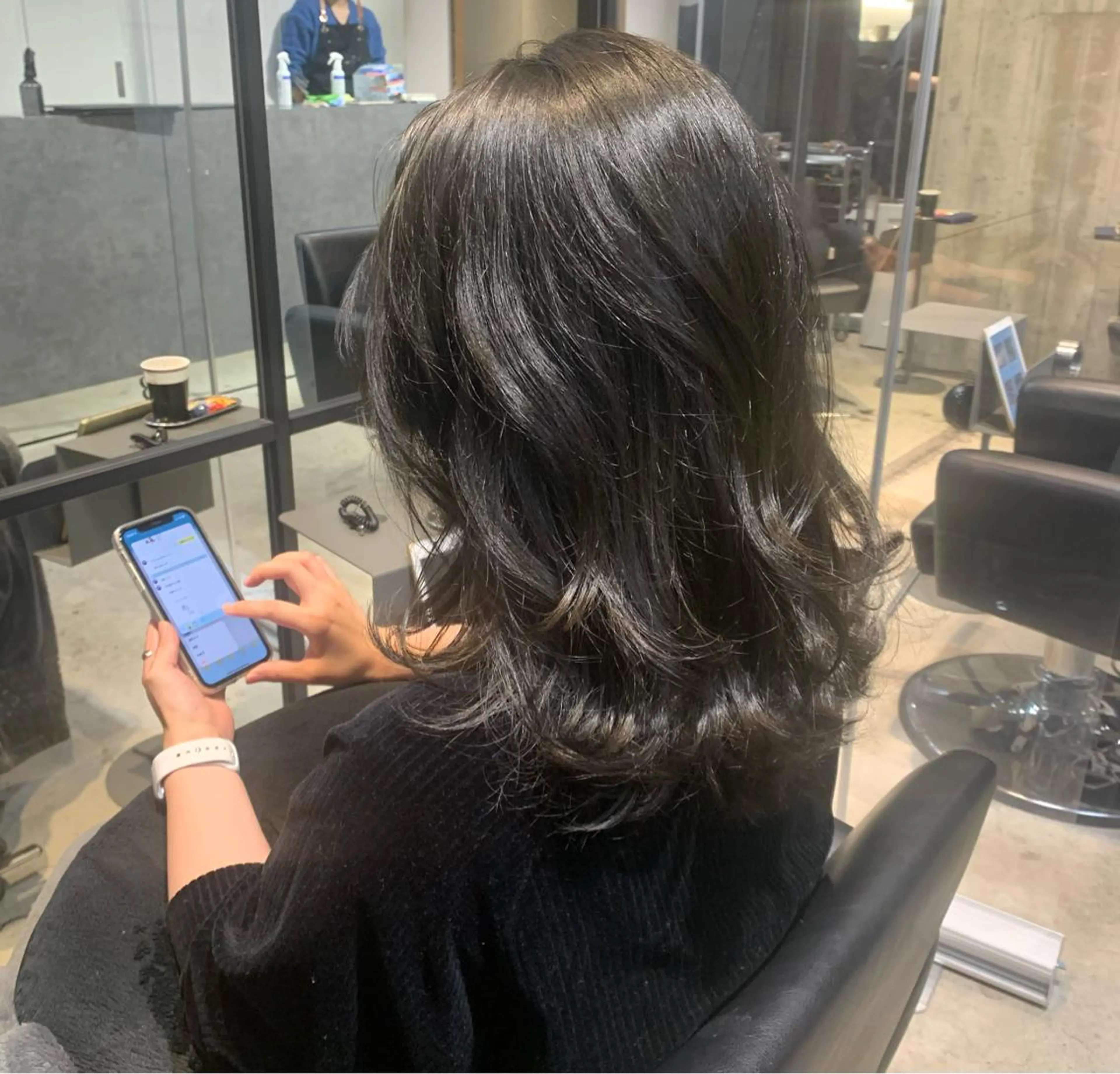 ミディアム カラー パーマ カット ヘアカラー トリートメント 🌈艶髪/髪質改善 新宿itouのヘアスタイル