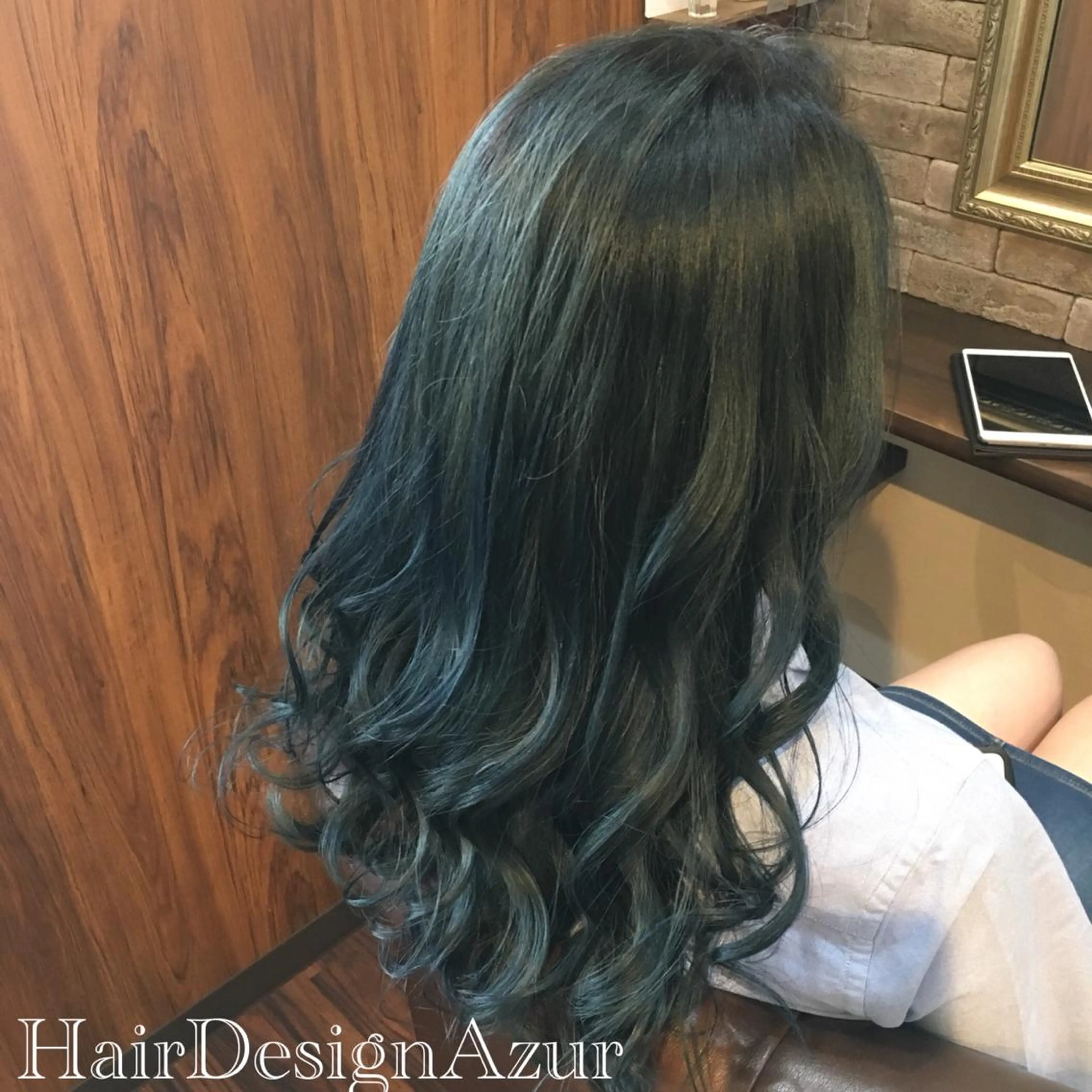 ロング カラー HairDesign Azurのヘアスタイル
