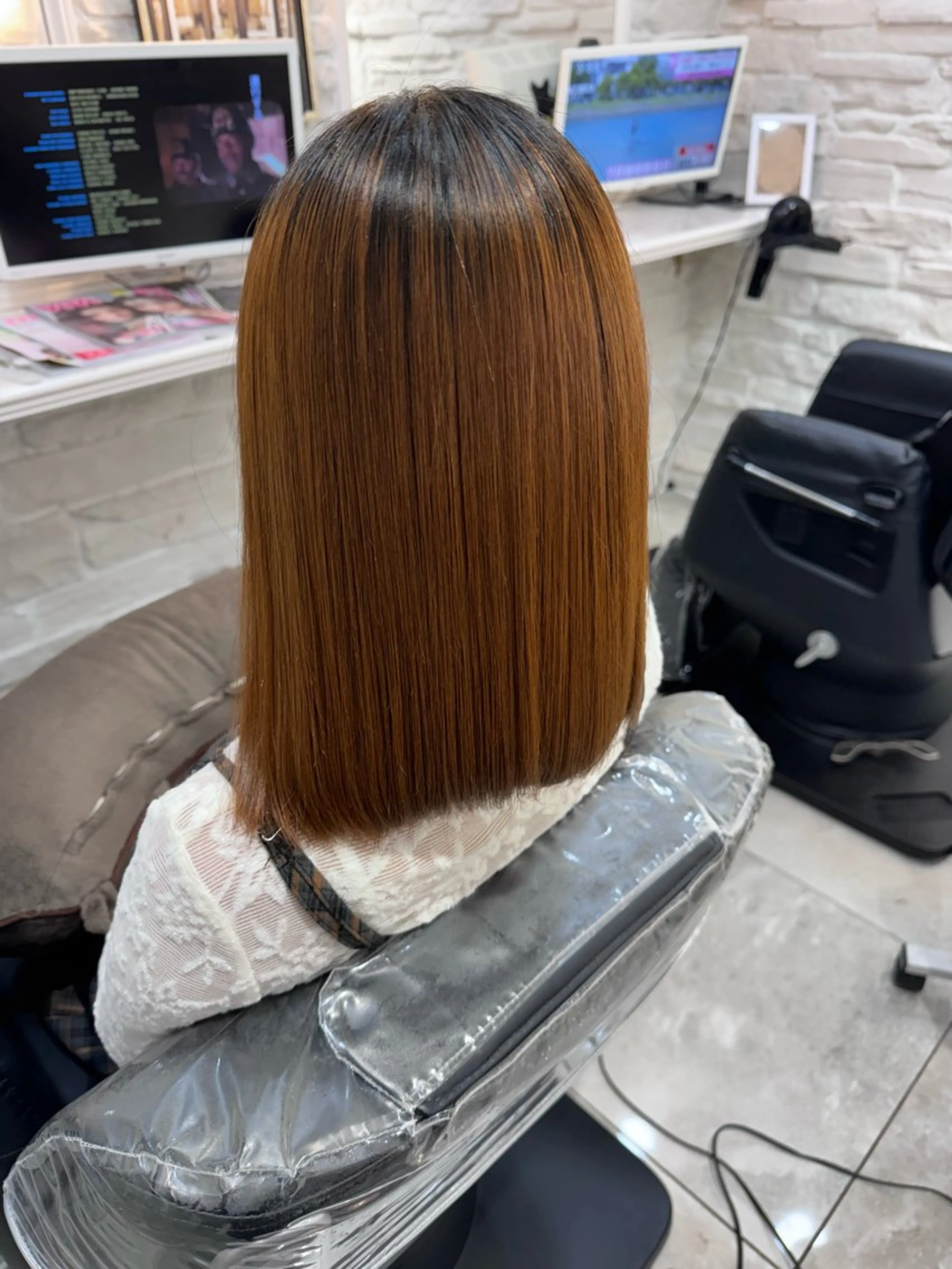 セミロング 縮毛矯正 細矢 翔太のヘアスタイル