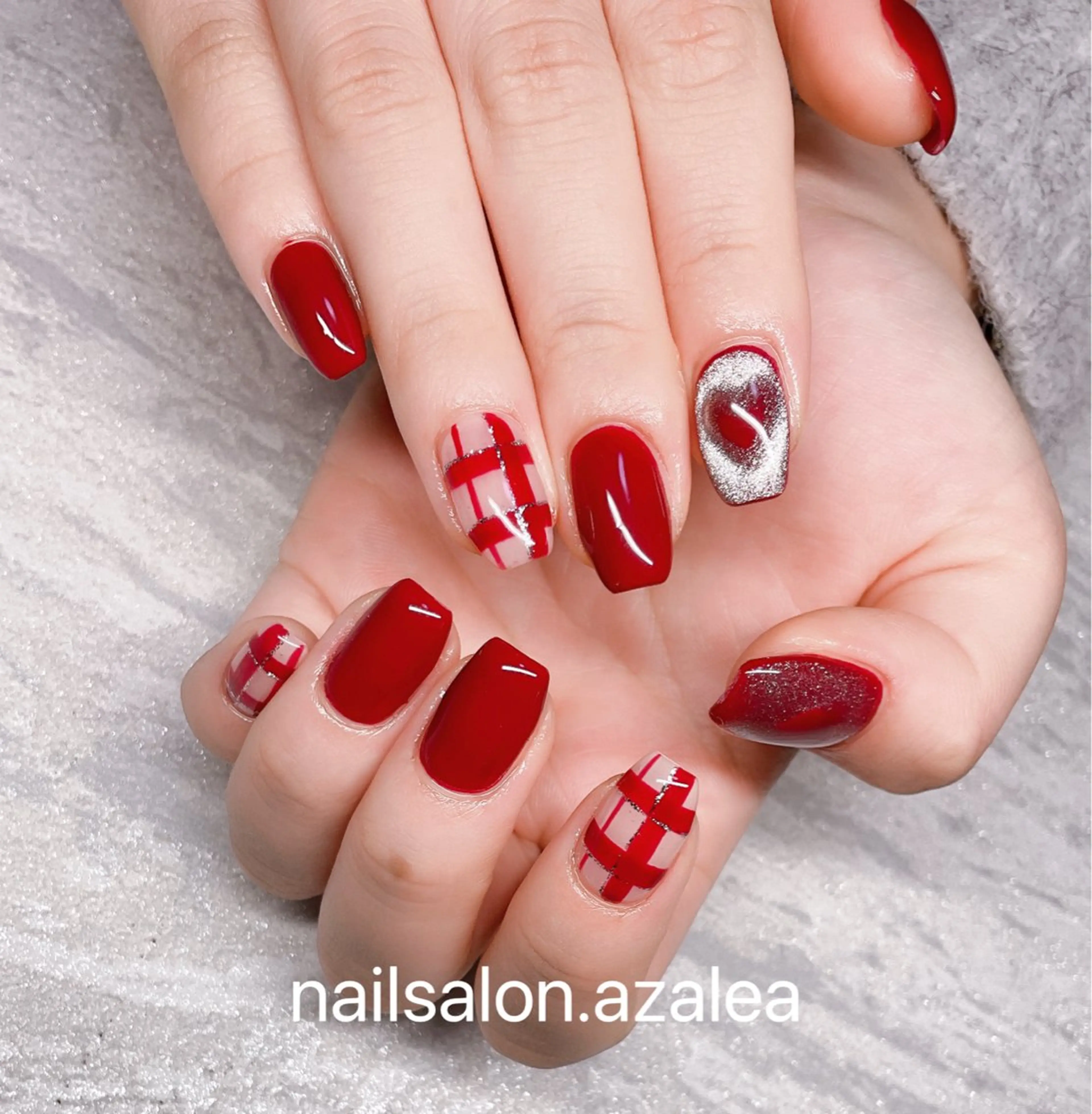 ネイル ハンドネイル R inのネイルデザイン