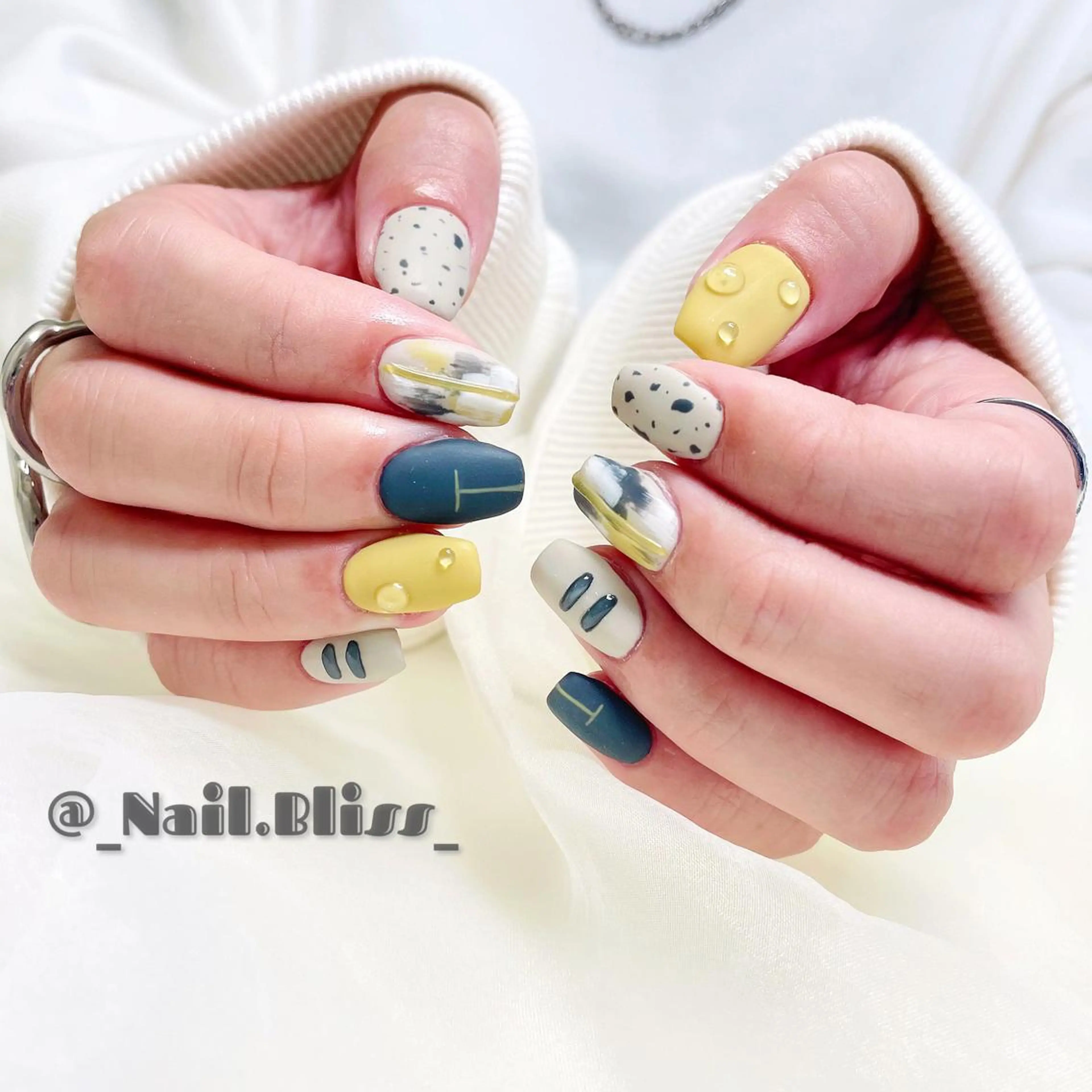 ネイル マットネイル ハンドネイル NAIL BLISSのネイルデザイン