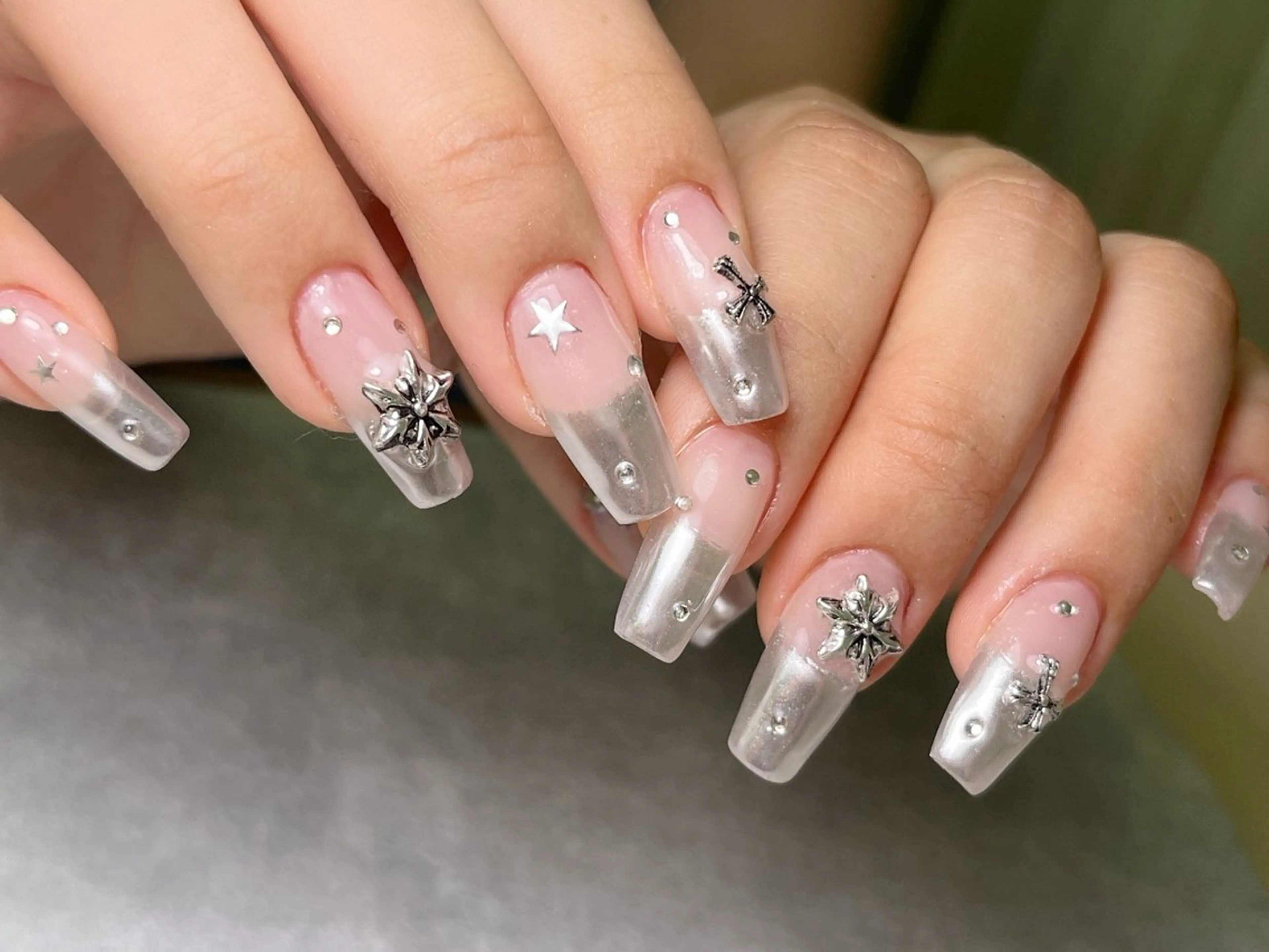 ネイル ハンドネイル lucky nail 歌舞伎町のネイルデザイン