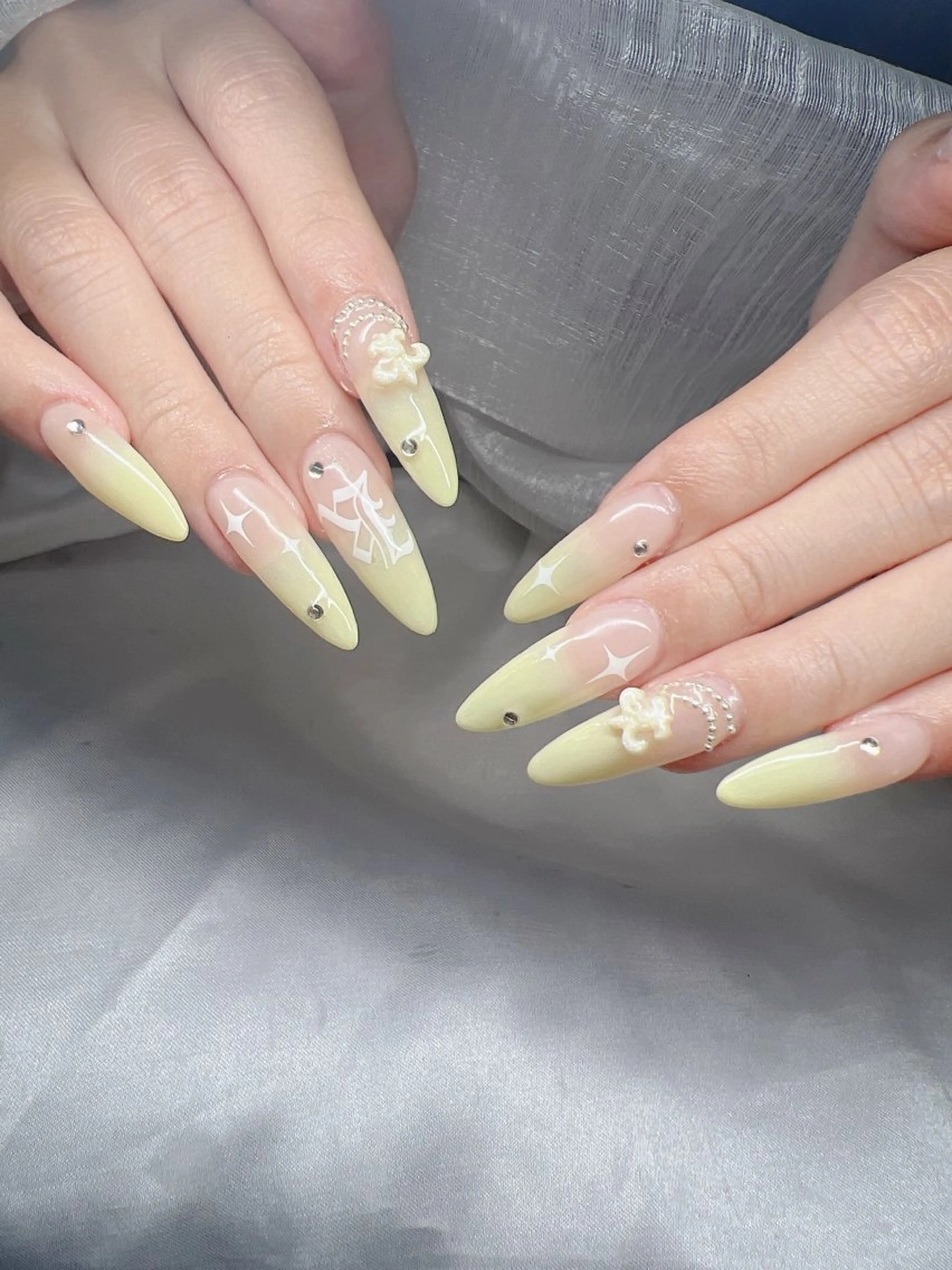 ネイル ハンドネイル Lee Nailsのネイルデザイン