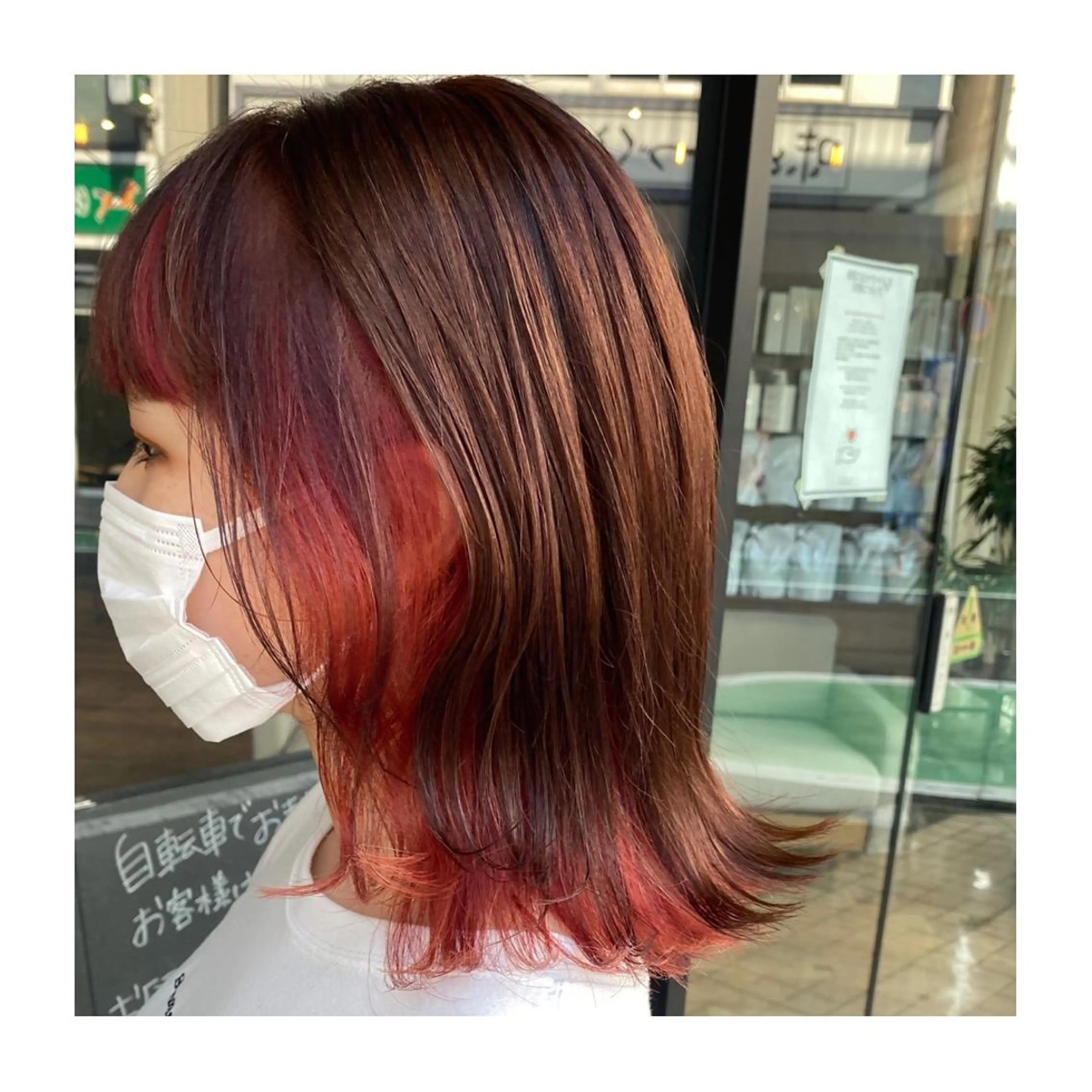 ミディアム カラー レッドカラー カット ヘアカラー 小國 綾かのヘアスタイル