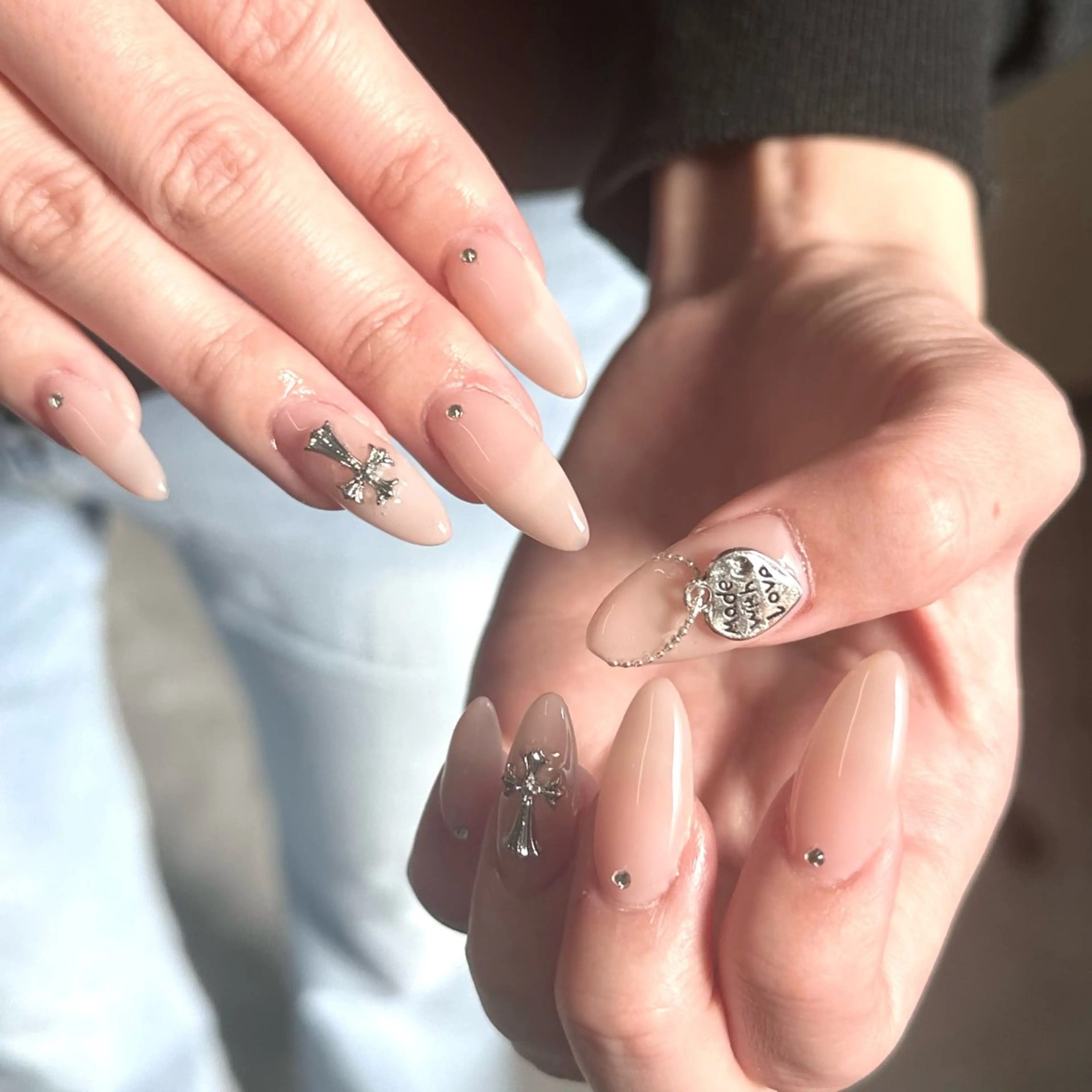 ネイル nail salon ERHNÉのネイルデザイン