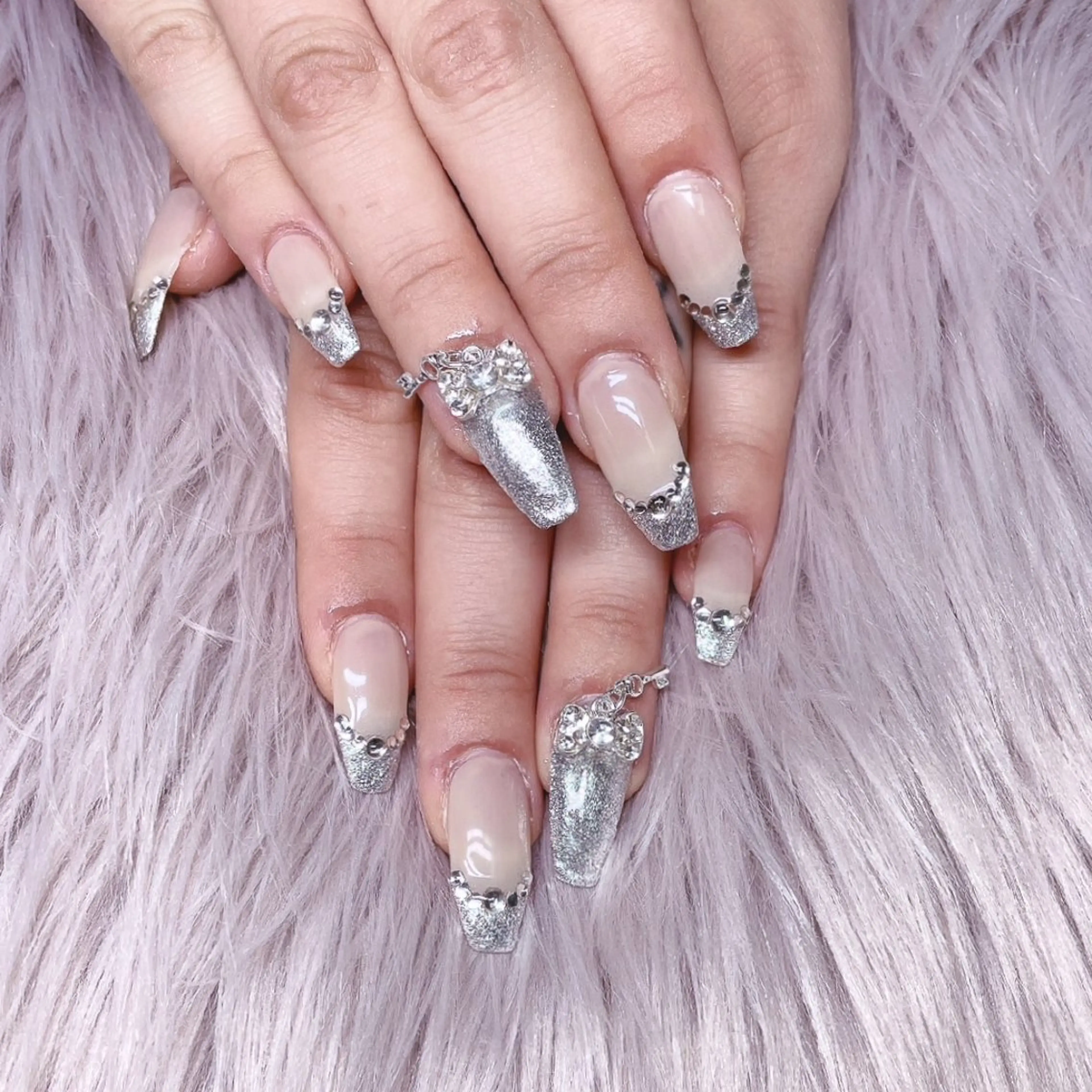 ネイル 稲垣 江梨花のネイルデザイン