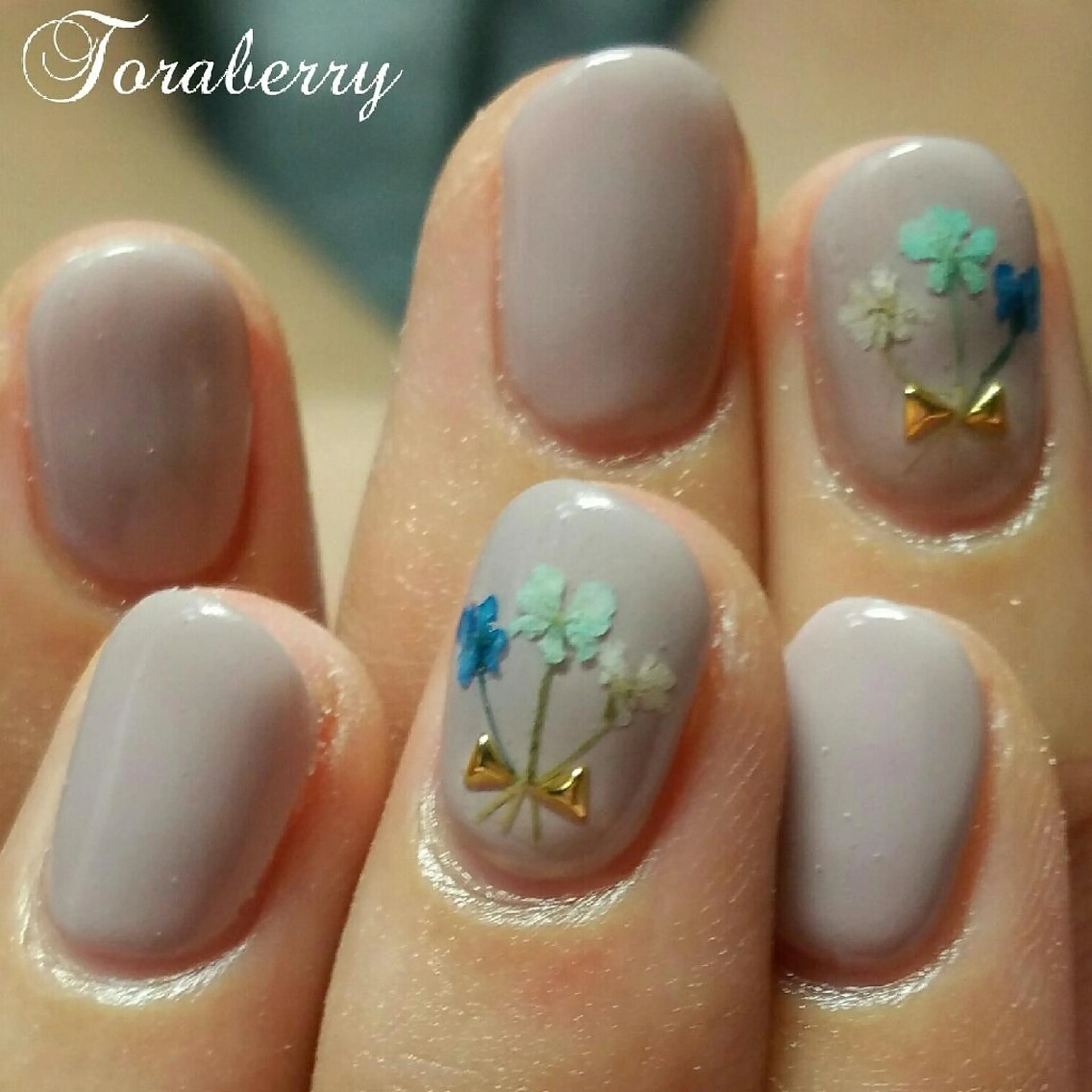 ネイル ハンドネイル ネイリスト なつみのネイルデザイン