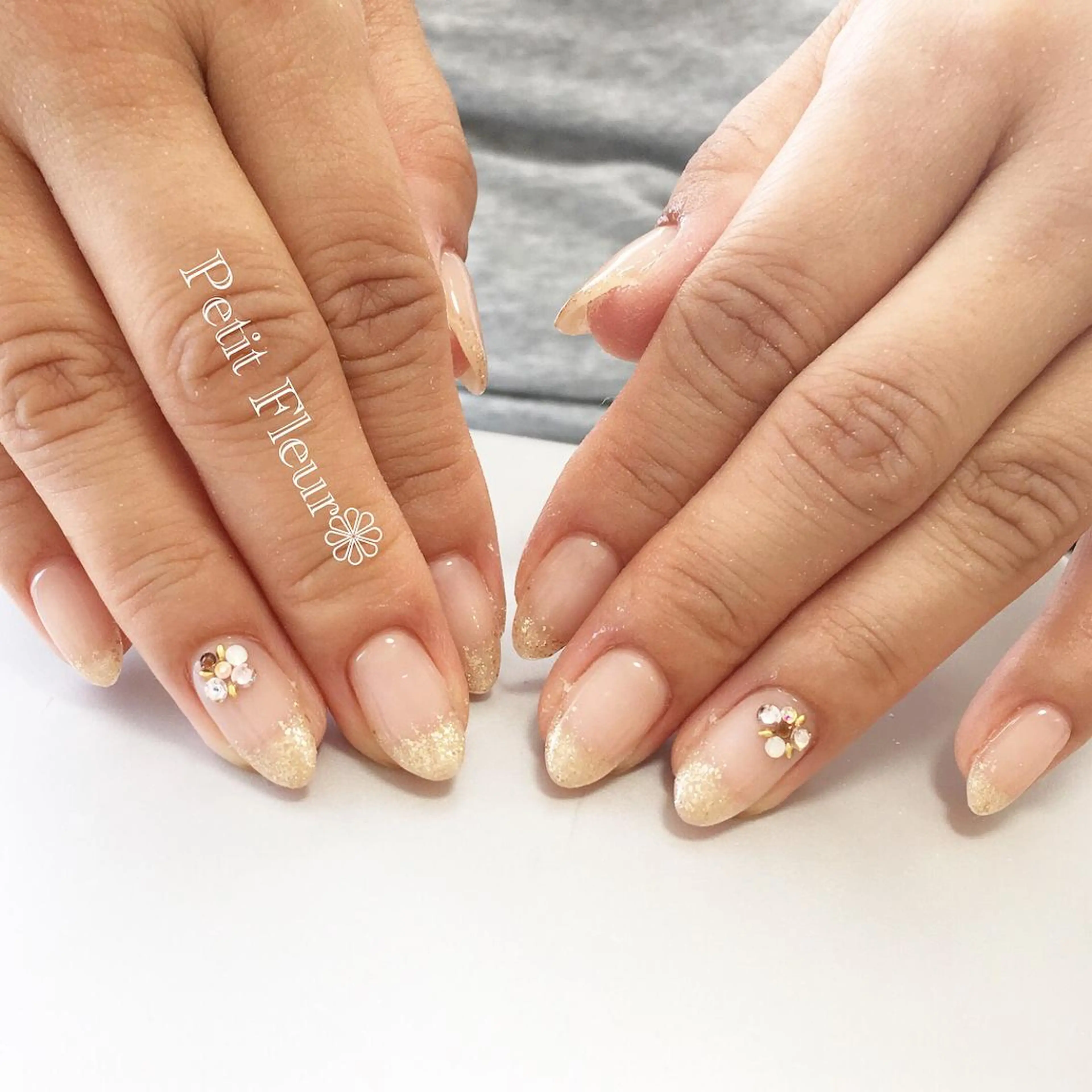 ネイル クリアネイル キラキラネイル ラメ(グリッター) Petit Fleur所属・青柳 亜梨奈のマツエク・マツパデザイン