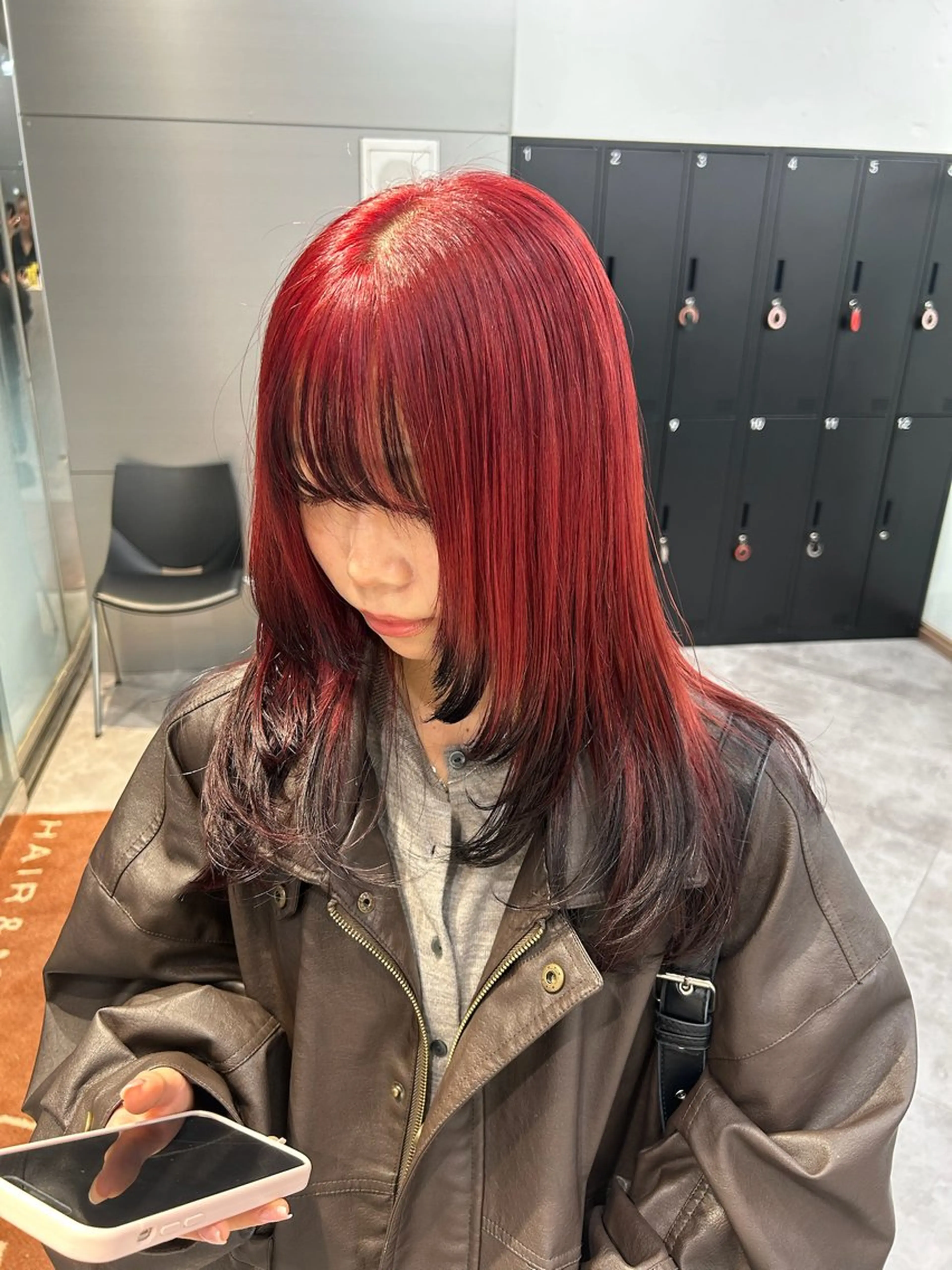 セミロング レイヤーカット EARTH AOBADAIのヘアスタイル