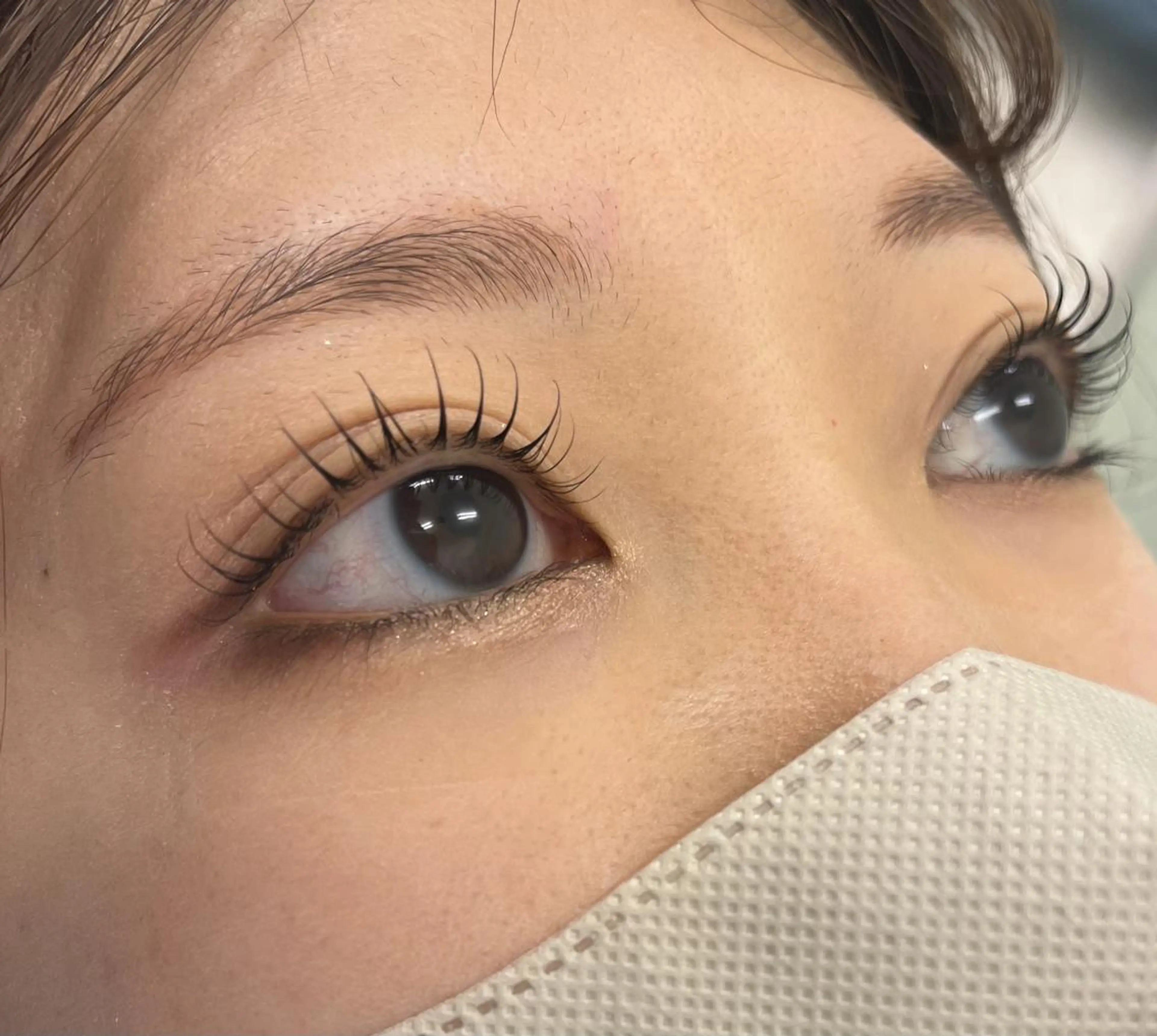 マツエク・マツパ 1ヶ月後も半分残る 高持続LEDエクステのマツエク・マツパデザイン