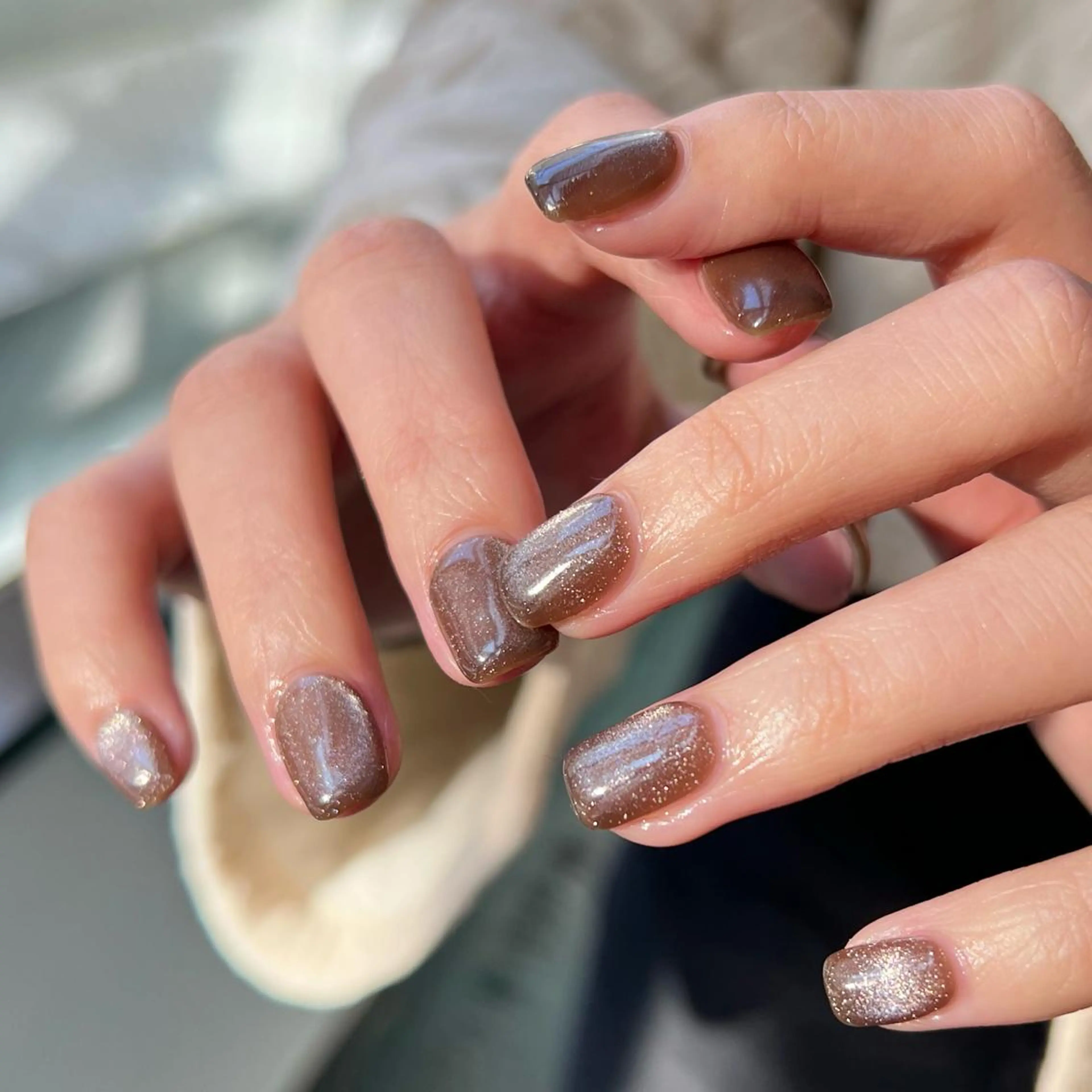 ネイル ブラウン ハンドネイル Nico所属・Nico🌛 Karenのネイルデザイン