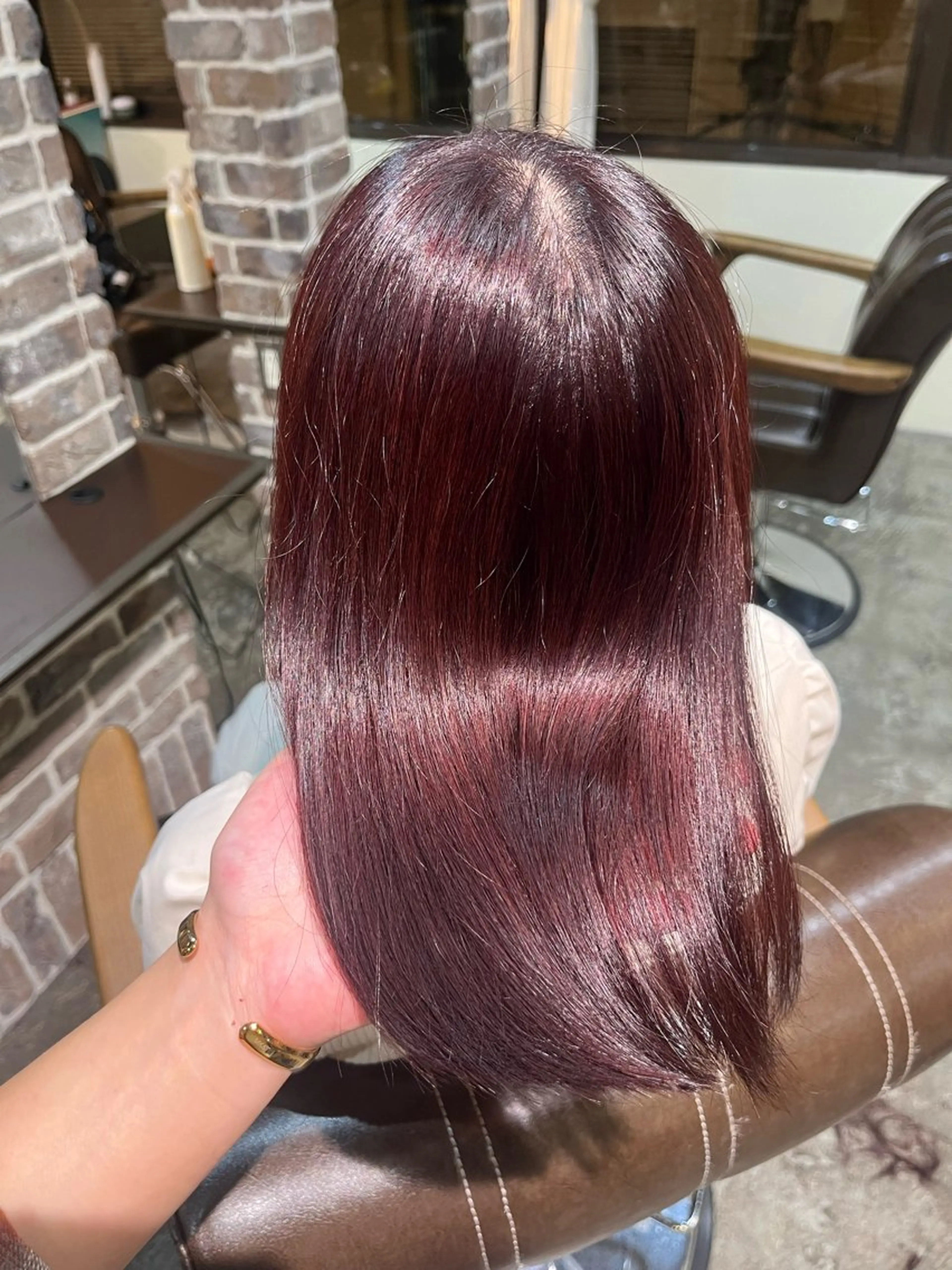 ミディアム メンズパーマ/透明感 カラー/徳田真緒のヘアスタイル