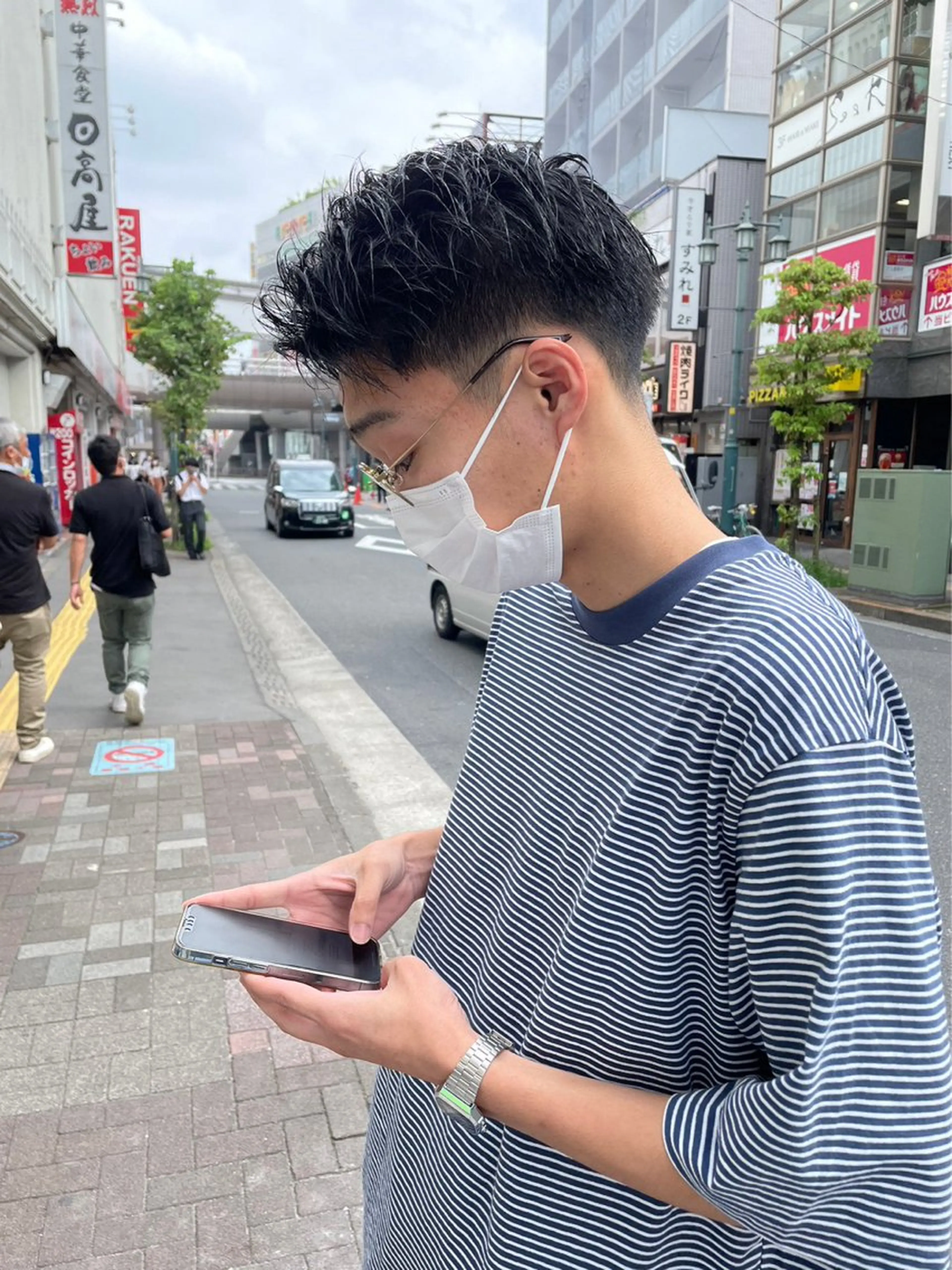 ショート メンズ メンズブリーチ メンズハイトーン メンズインナーカラー 髪質改善 ショートヘア Rei/ 縮毛矯正/ ハイライトカラー募集のヘアスタイル