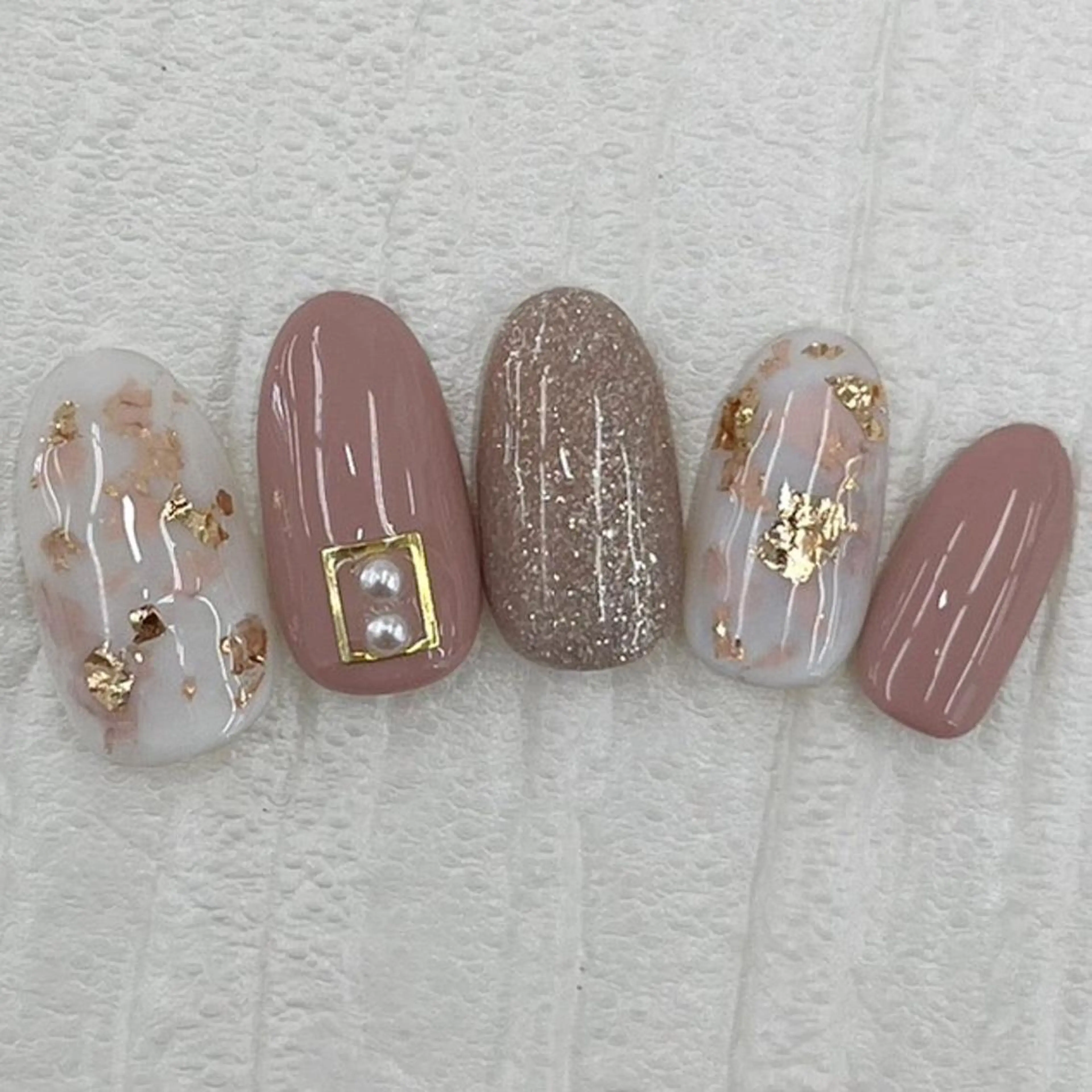 ネイル Nail salon Honey Beeのネイルデザイン