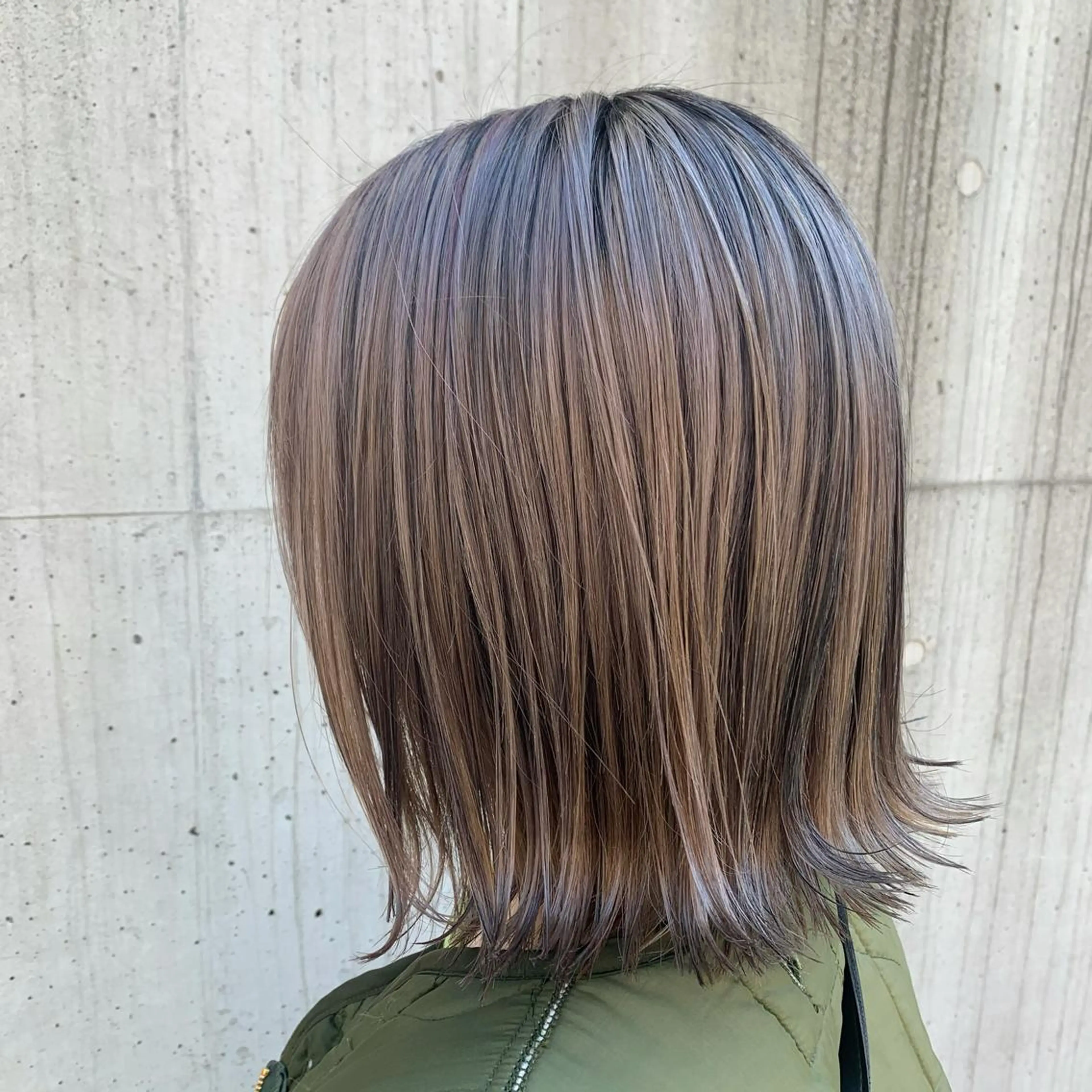 ミディアム カラー ヘアカラー ボブ/インナーカラー ショート/佐野祥子のヘアスタイル