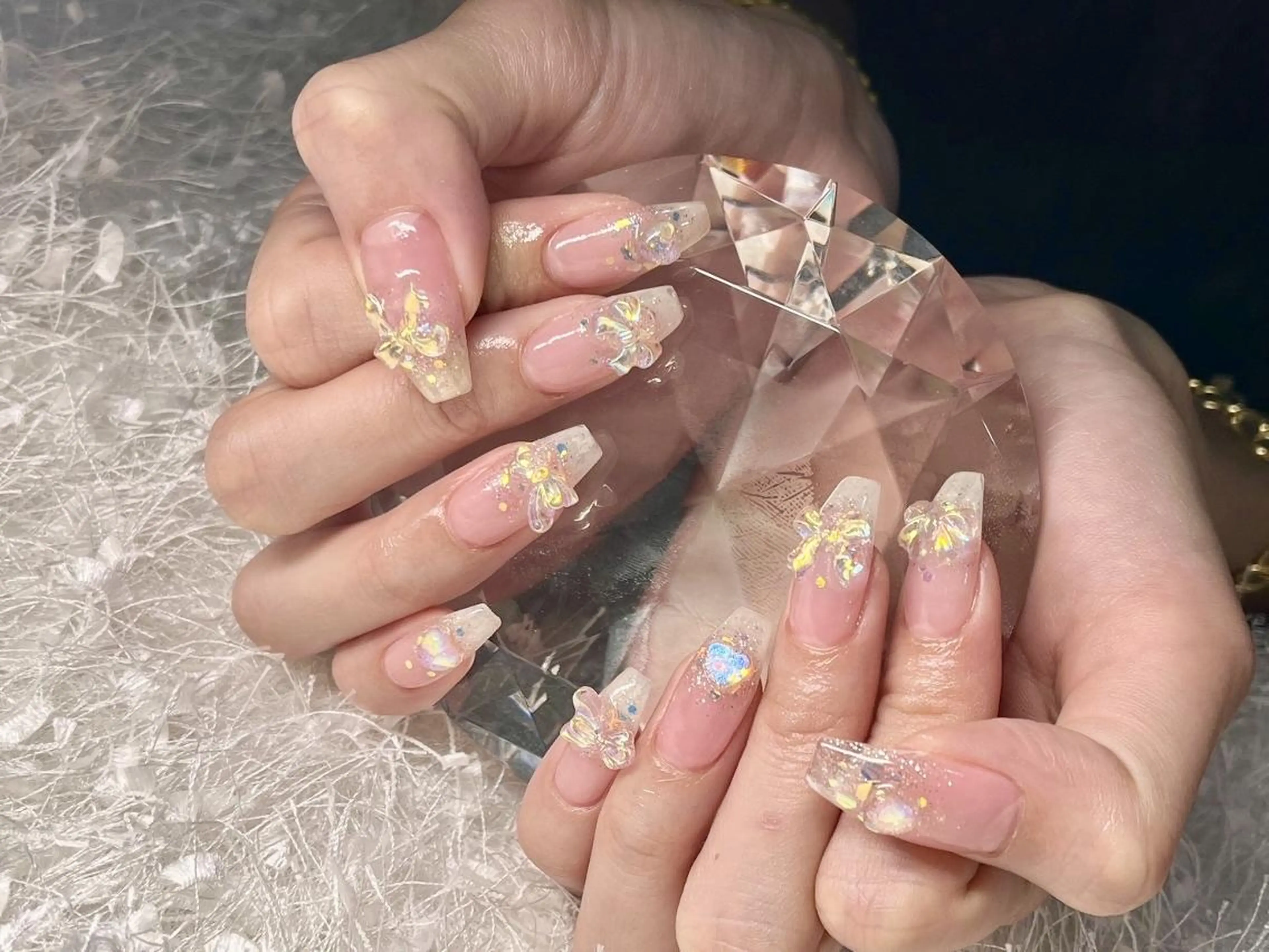 ネイル オーロラネイル 長さ出し ジェルネイル グラデーション 韓国ネイル ハンドネイル Nail&eye Belire 新宿のネイルデザイン