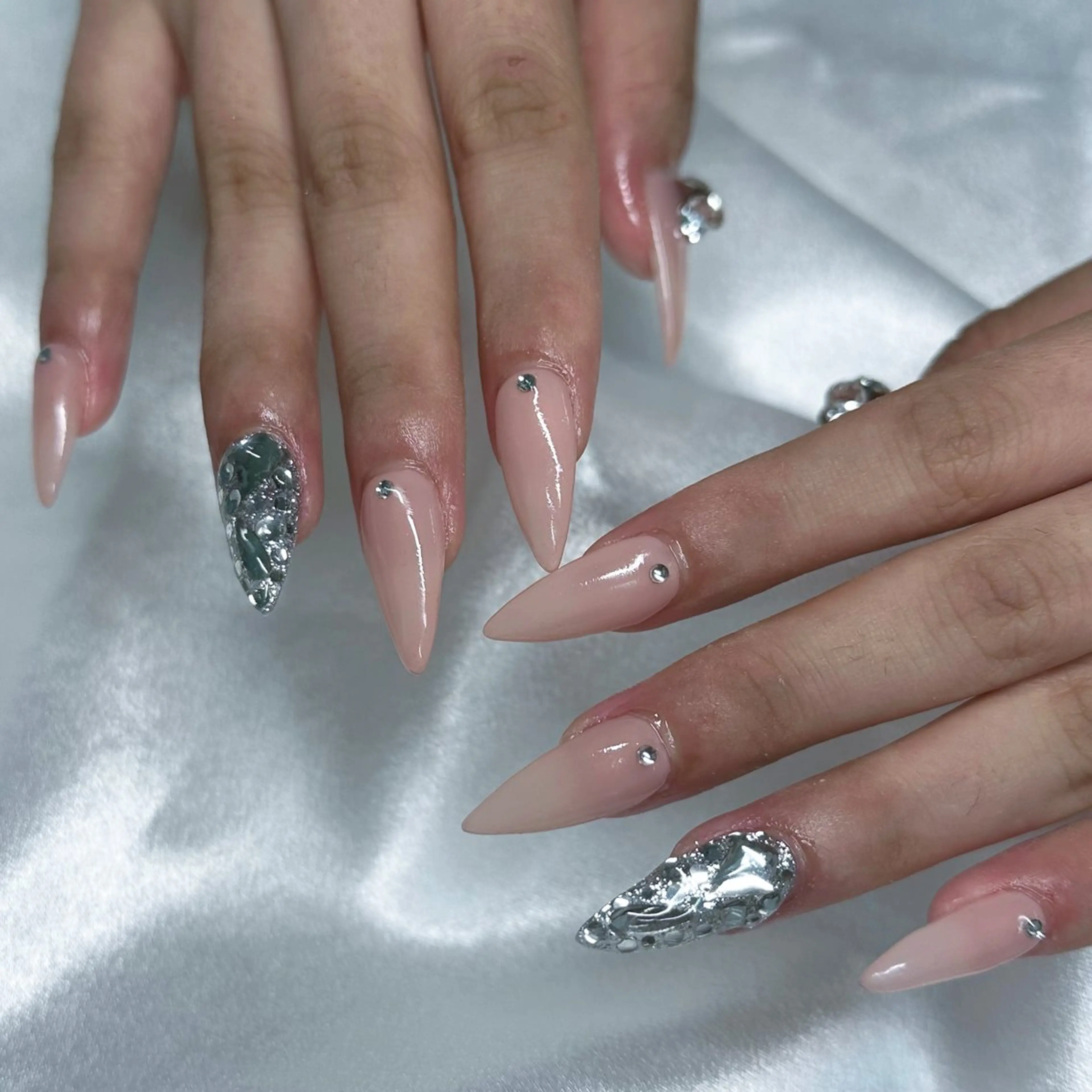 ネイル ハンドネイル mis uzuのネイルデザイン