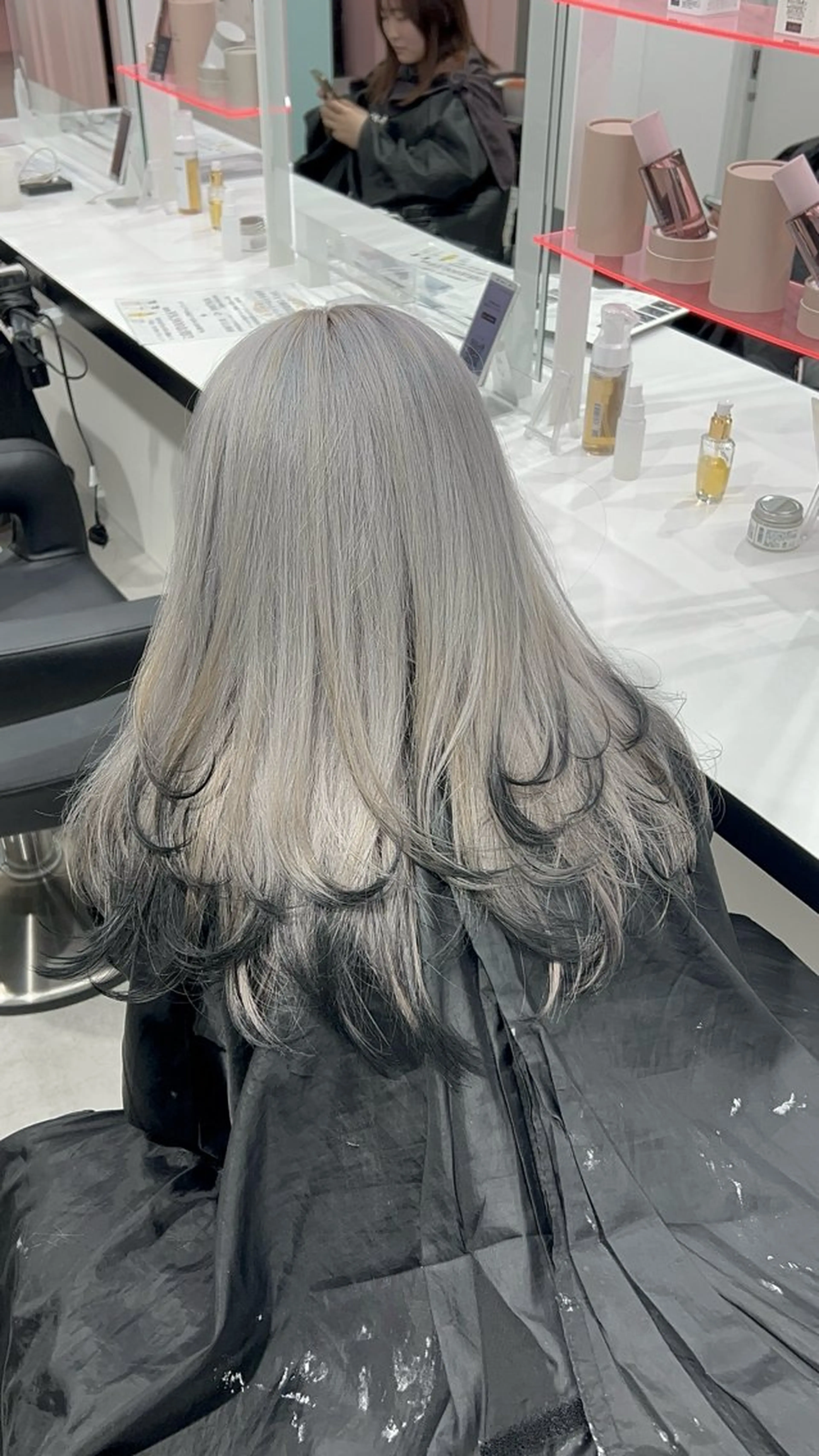 ロング カラー ヘアカラー エフェクトブリーチ／ レイヤーカット／翔のヘアスタイル