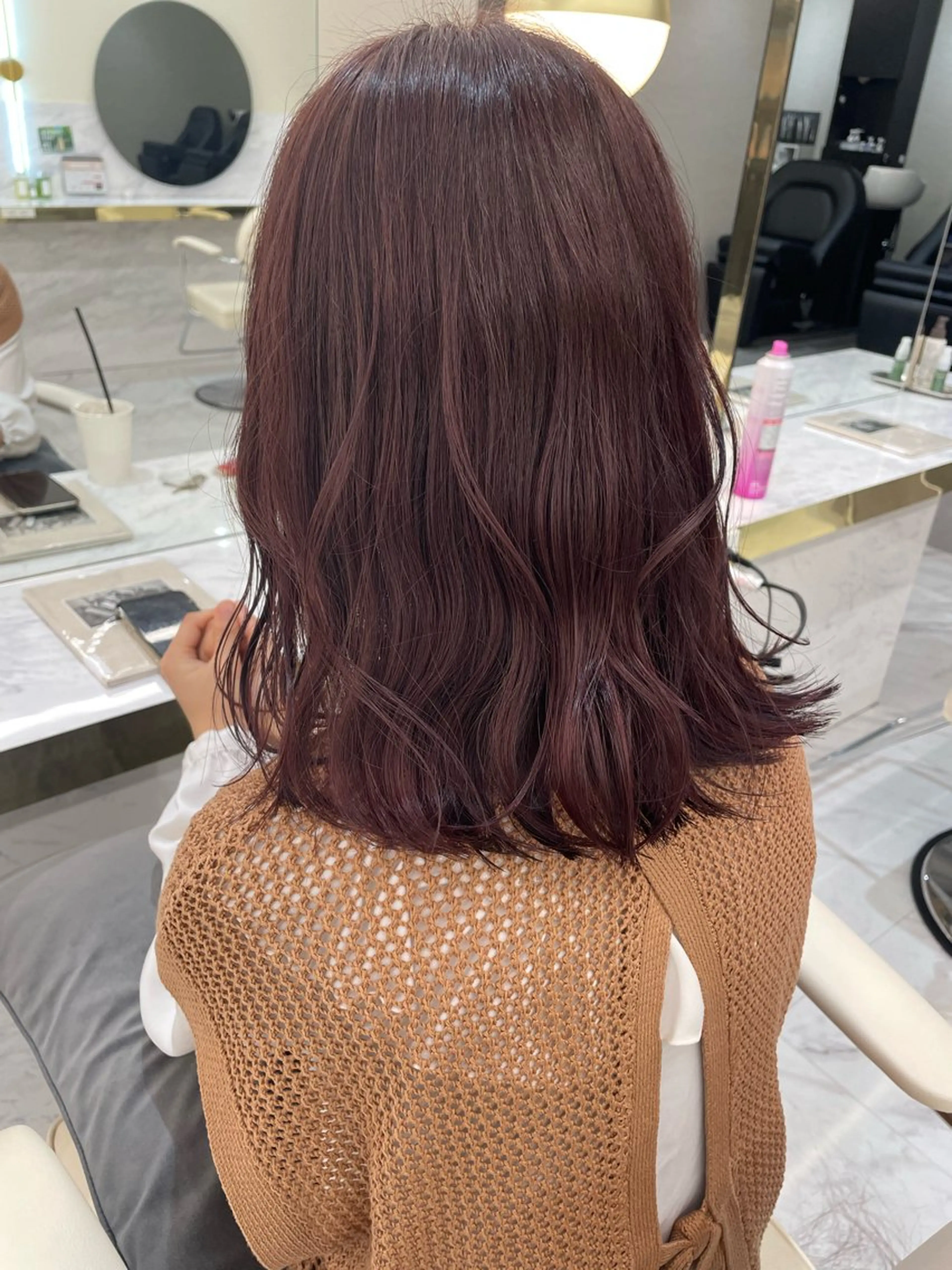 ミディアム カット ヘアカラー 似合わせのプロ🕊 美髪矯正/ioriのヘアスタイル