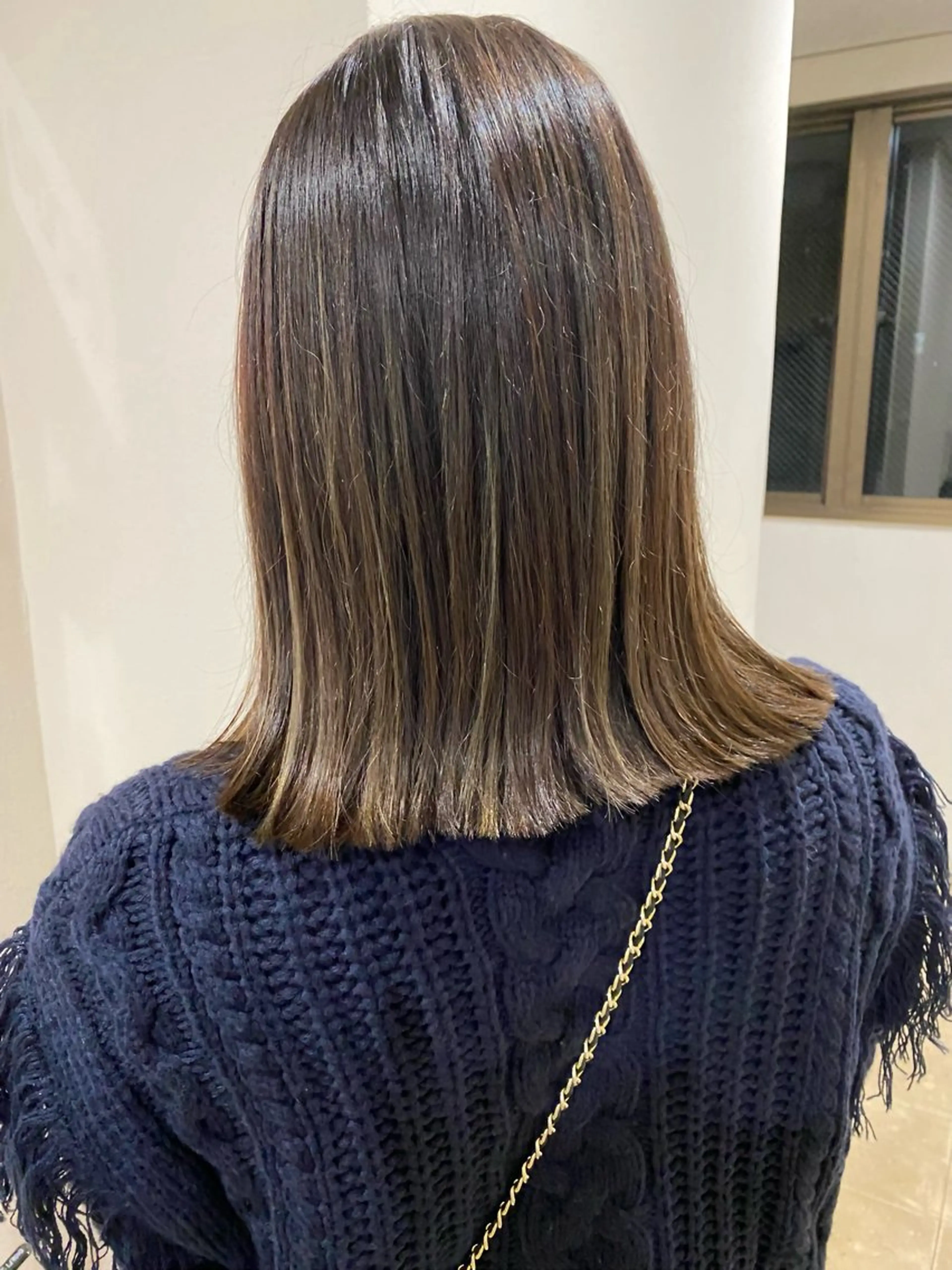 ミディアム カラー ヘアカラー 肌馴染みくすみカラー 花房 佑夏のヘアスタイル