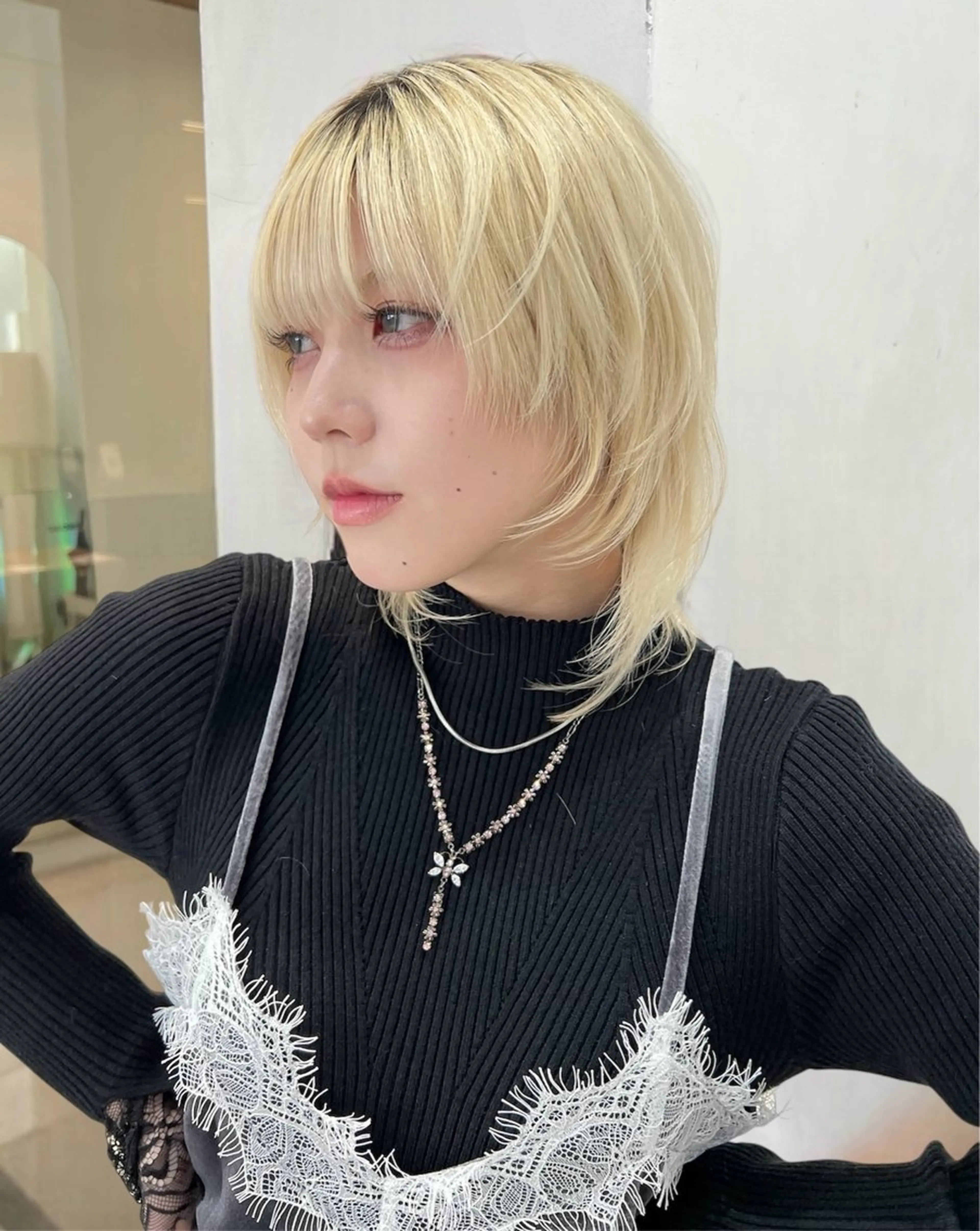 【ケアブリーチ使用】カット&カラー、ブリーチ&トリートメントの写真