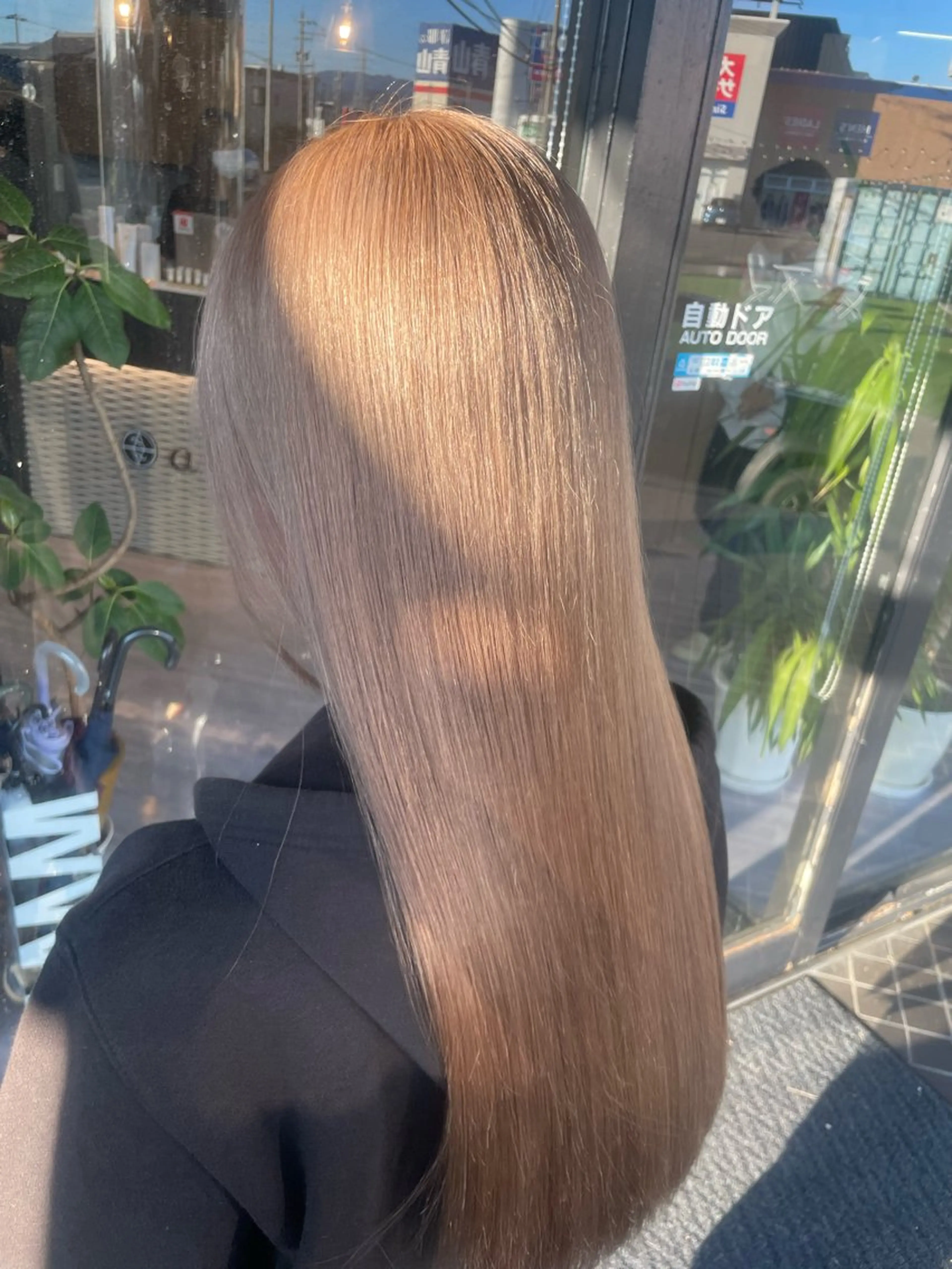 ロング カラー ブリーチ 透明感カラー ヘアカラー arika りなのヘアスタイル